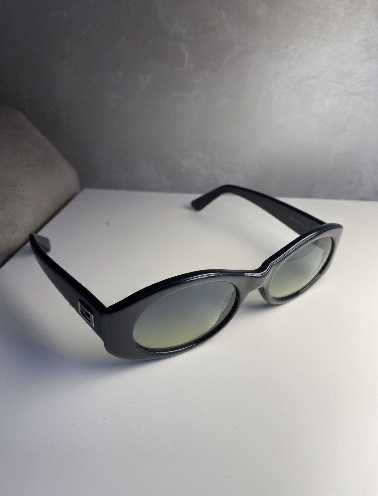 Fendi × Vintage Fendi sunglases too sexy for this world Size ONE SIZE - 14 Thumbnail