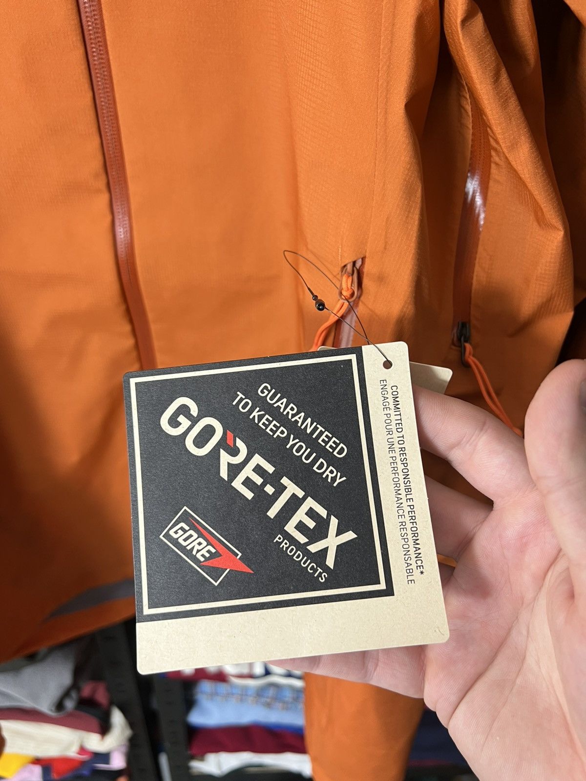 Berghaus Berghaus Summit Seeker GTX Waterproof Gore-Tex Jacket Size L Size US L / EU 52-54 / 3 - 18 Thumbnail
