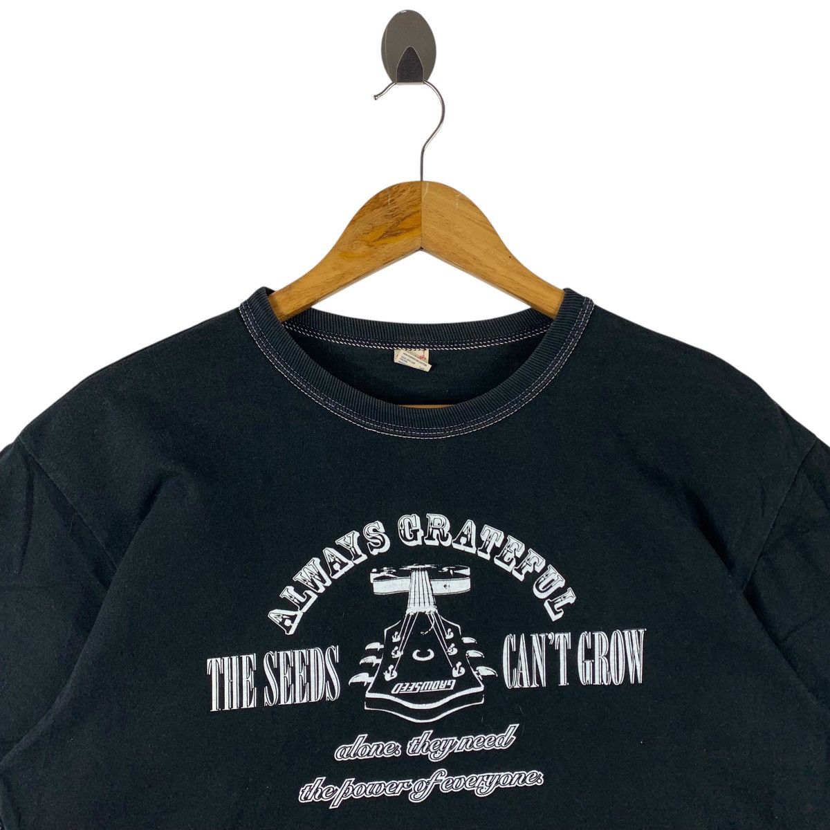 The Flat Head THE FLAT HEAD always grateful seed can’t grow spellout tee Size US M / EU 48-50 / 2 - 2 Thumbnail