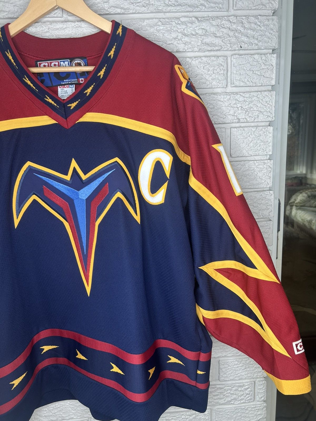 Ccm Vintage CCM Atlanta Thrashers Dany Heatley NHL Jersey Size US XL / EU 56 / 4 - 7 Thumbnail