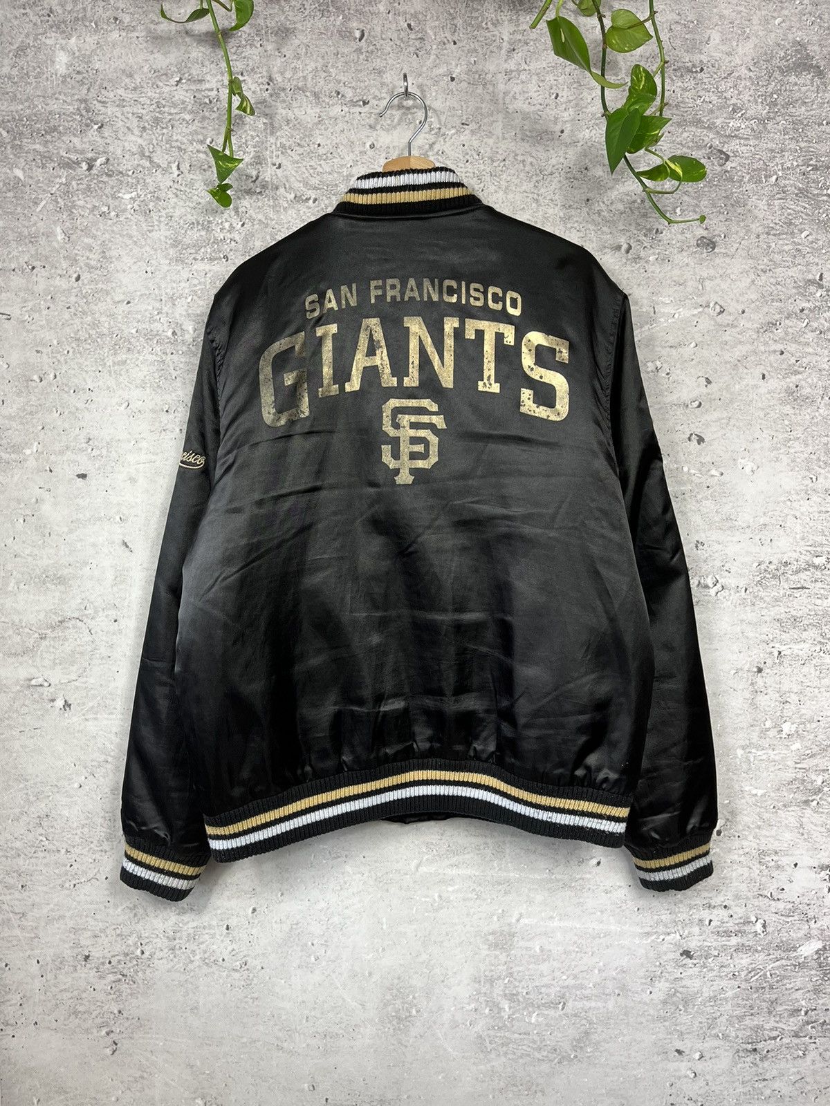 Cooperstown Collection San Francisco Giants NBL satin bomber jacket Size US L / EU 52-54 / 3 - 8 Thumbnail