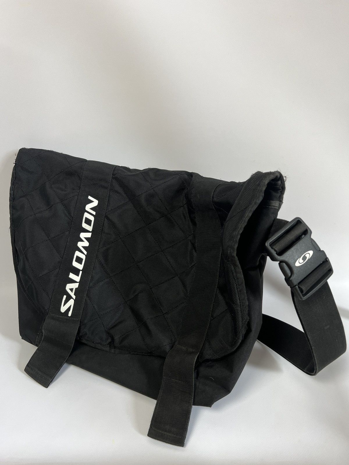 Salomon Messenger Bag  Vintage Archive Cotton Laptop in Black, Men's