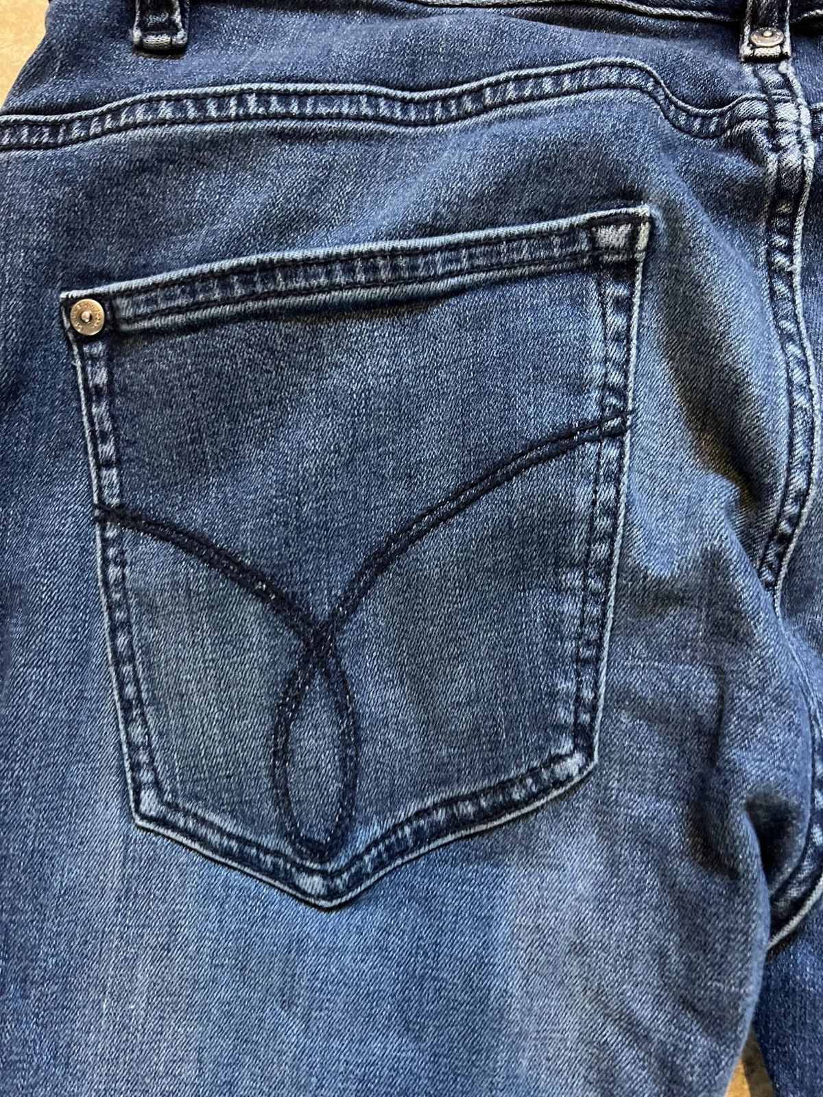 Calvin Klein CALVIN KLIEN SKINNY JEANS Size US 31 - 8 Thumbnail
