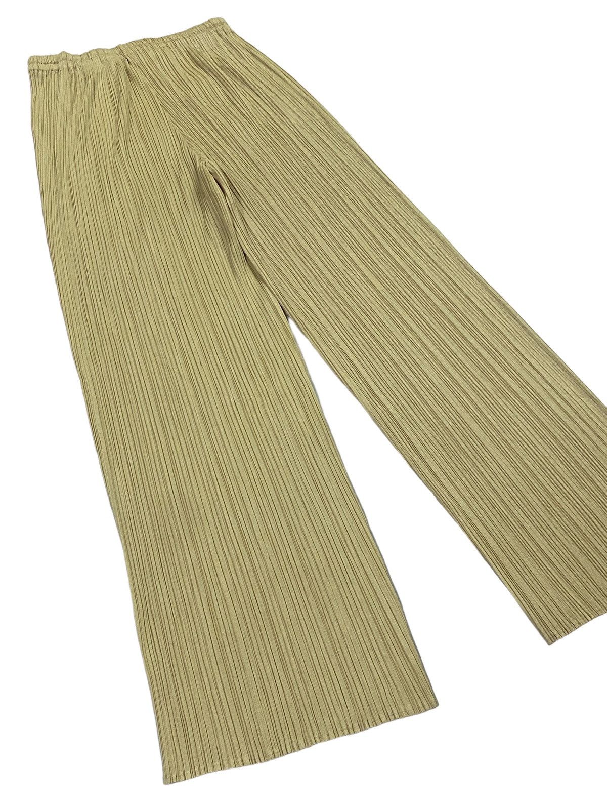 Issey Miyake Pleats Please “Issey Miyake” Pleated Trousers Size 26" / US 2 / IT 38 - 20 Thumbnail