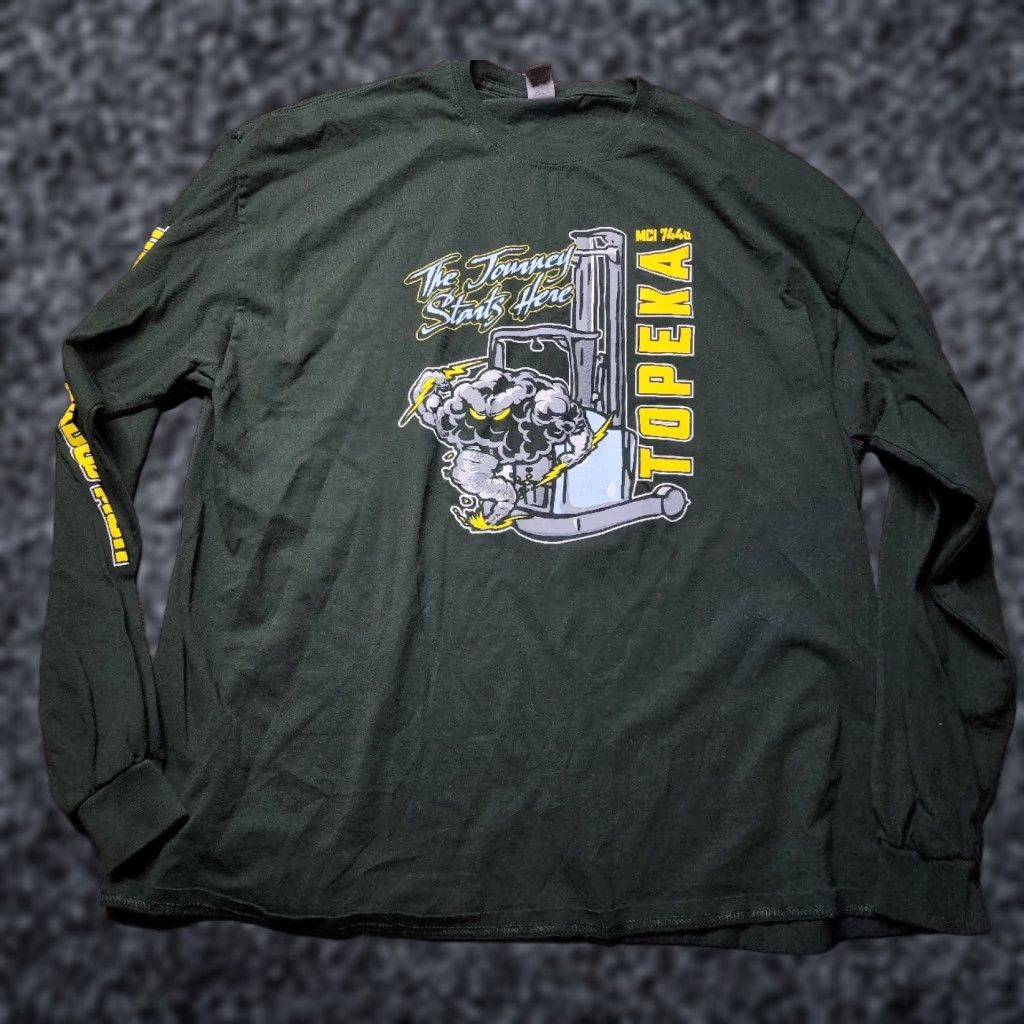 Gildan Mens 2XL Topeka Kansas Twister Tornado T Shirt Storm Chasers Double Sided Size US XXL / EU 58 / 5 - 1 Thumbnail