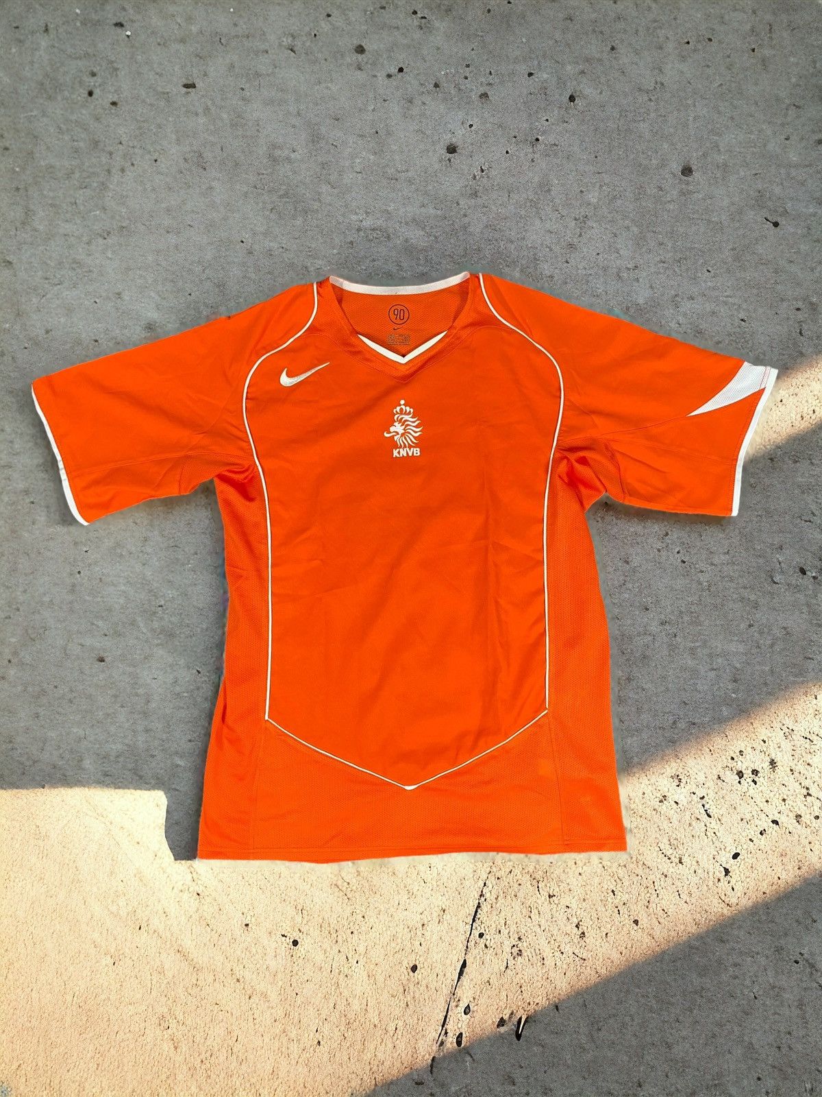 image of Vintage 2004 Nike Soccer Jersey Netherlands in Orange, Men's (Size Medium)