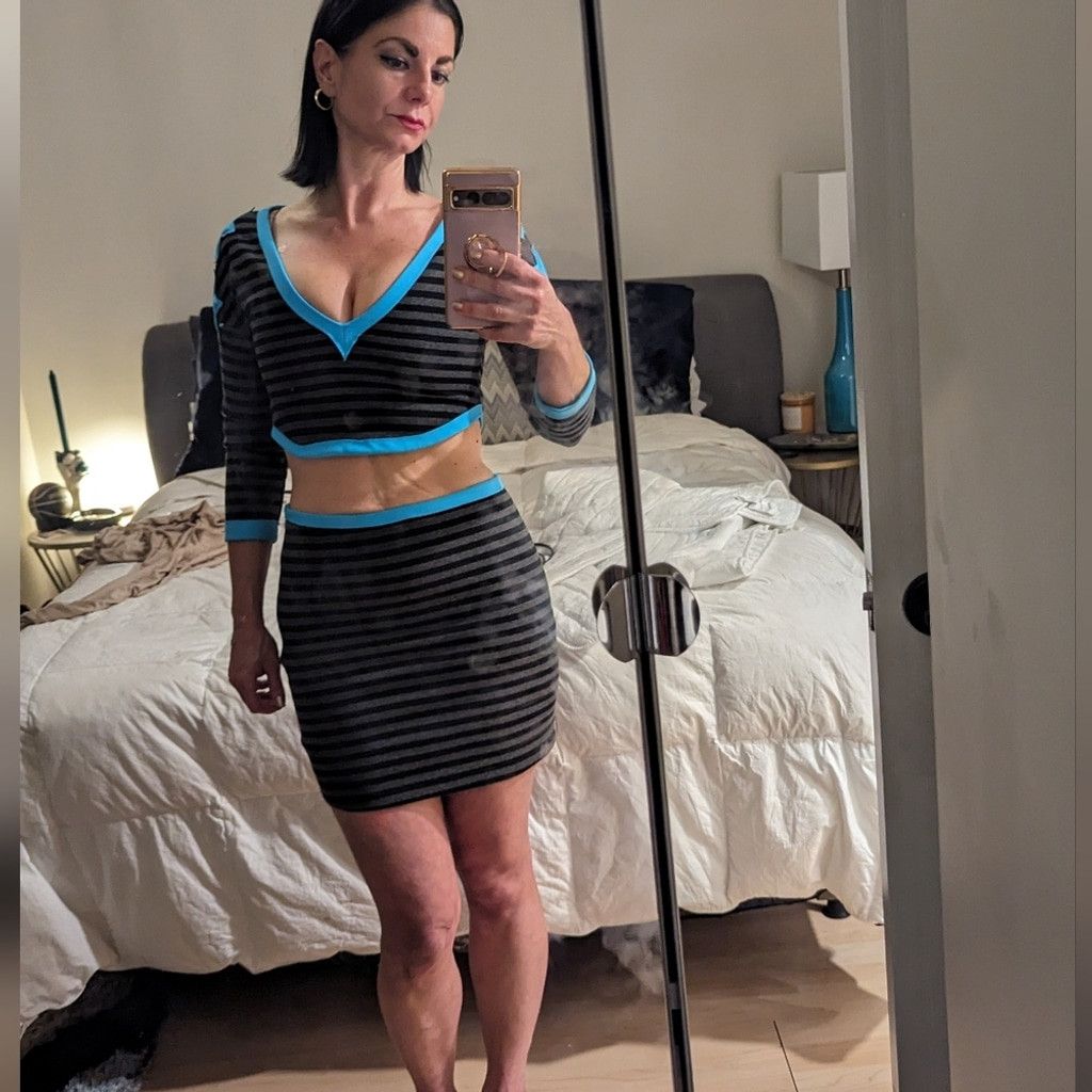 Frankie Morello Frankie Morello Black and Blue Bodycon Dress V-Neck Size XS / US 0-2 / IT 36-38 - 5 Thumbnail