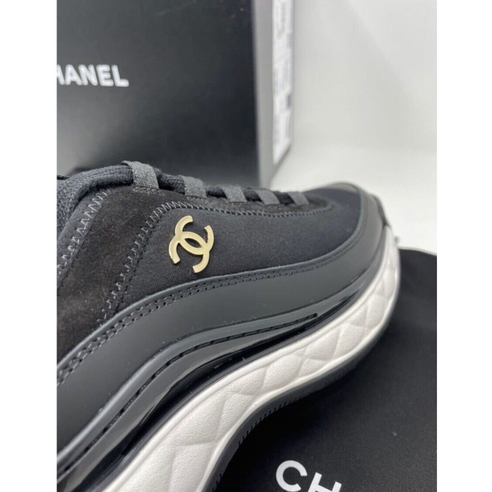 Chanel Chanel Velvet Calfskin & Mixed Fibers Sneaker Black 39.5 NIB Size US 8.5 / IT 38.5 - 6 Thumbnail