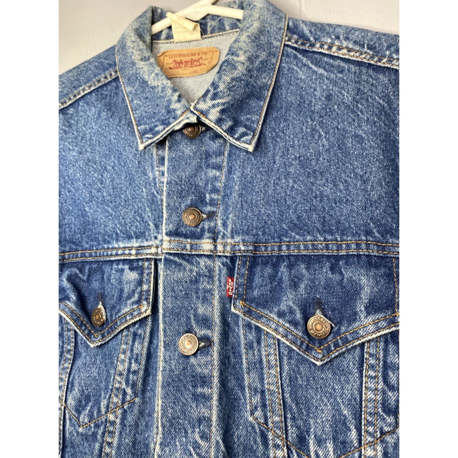 Levi's Vintage Levi's Denim Jacket Mens 40R Blue Trucker 70506 Medium M Canada 90s 21x25 Size US XXS / EU 40 - 2 Thumbnail