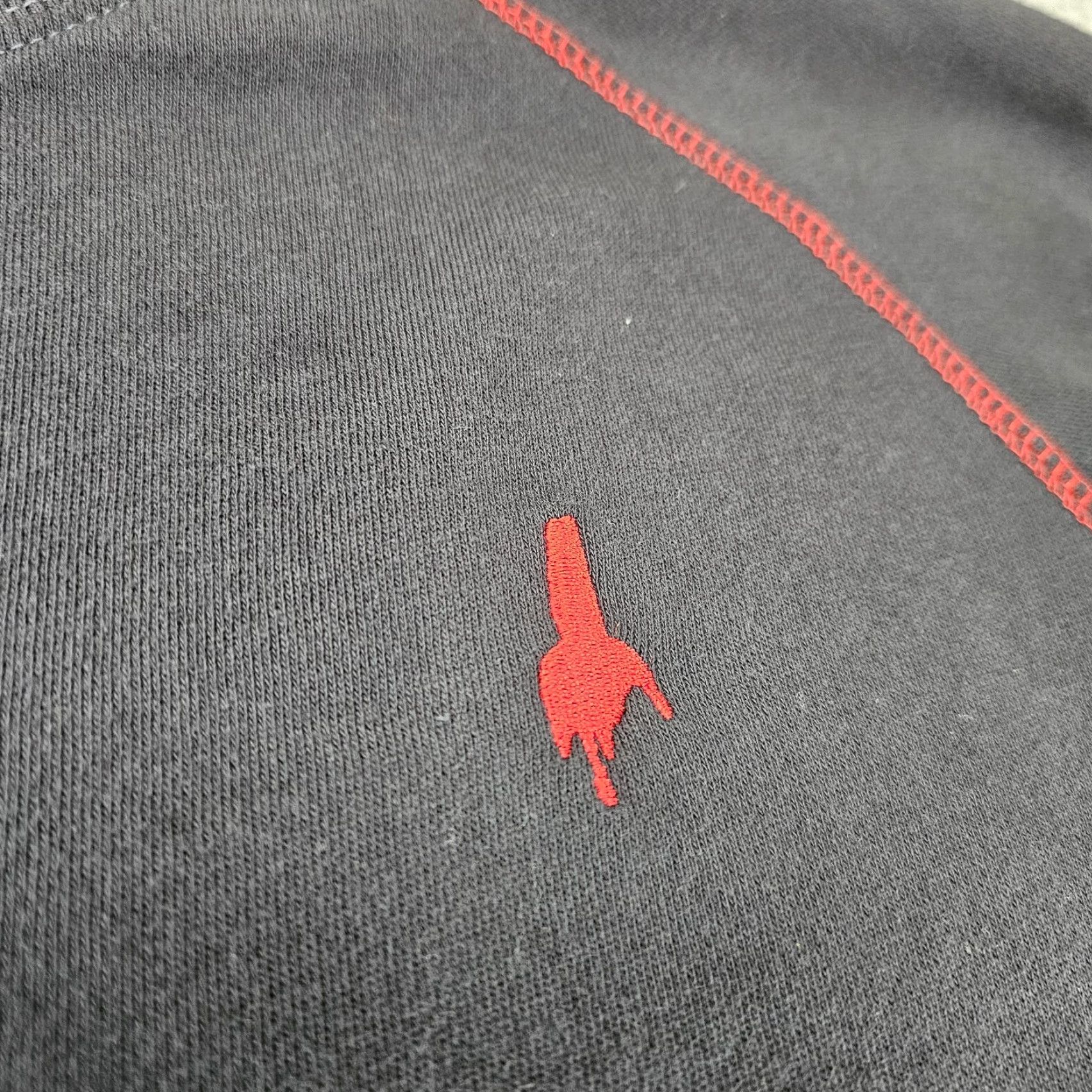 Vintage VINTAGE Makers Mark Sweatshirt Mens Small Charcoal Red Stitching Crew Pullover Sweater Size US S / EU 44-46 / 1 - 3 Thumbnail