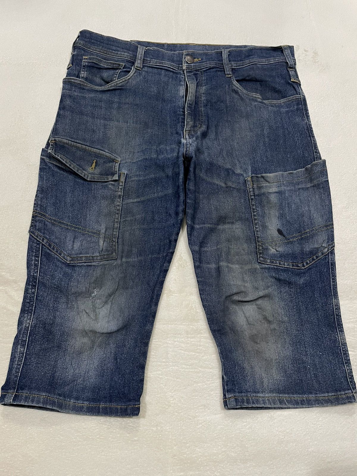 Japanese Brand Vintage Japanese Brand Short Pants Mudwash Jeans Size US 32 / EU 48 - 1 Thumbnail