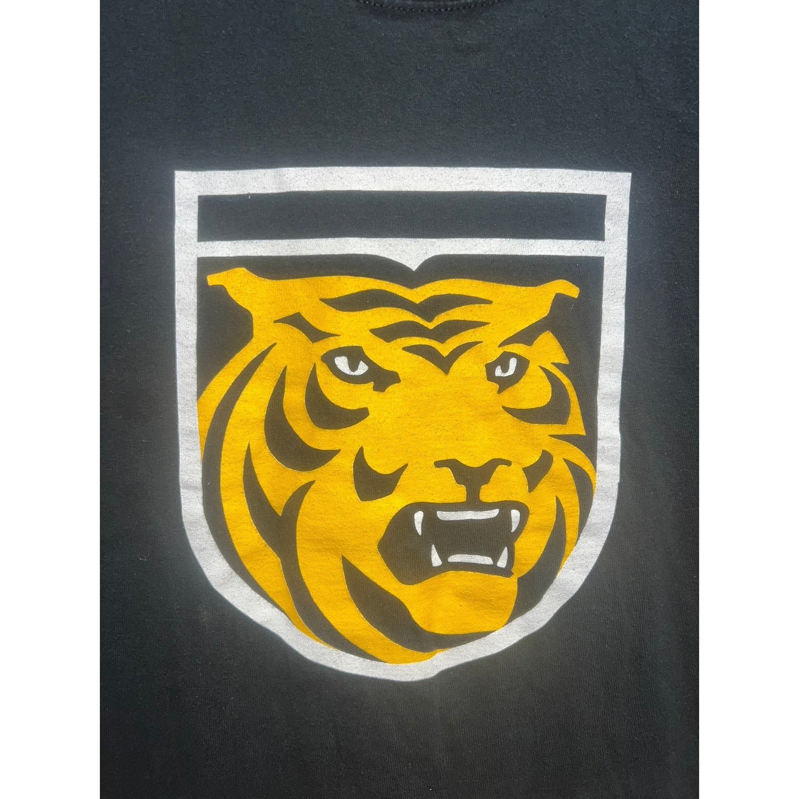 Gildan Colorado College Tigers Shirt Fill An Empty Stocking Tee XL Size US XL / EU 56 / 4 - 2 Thumbnail