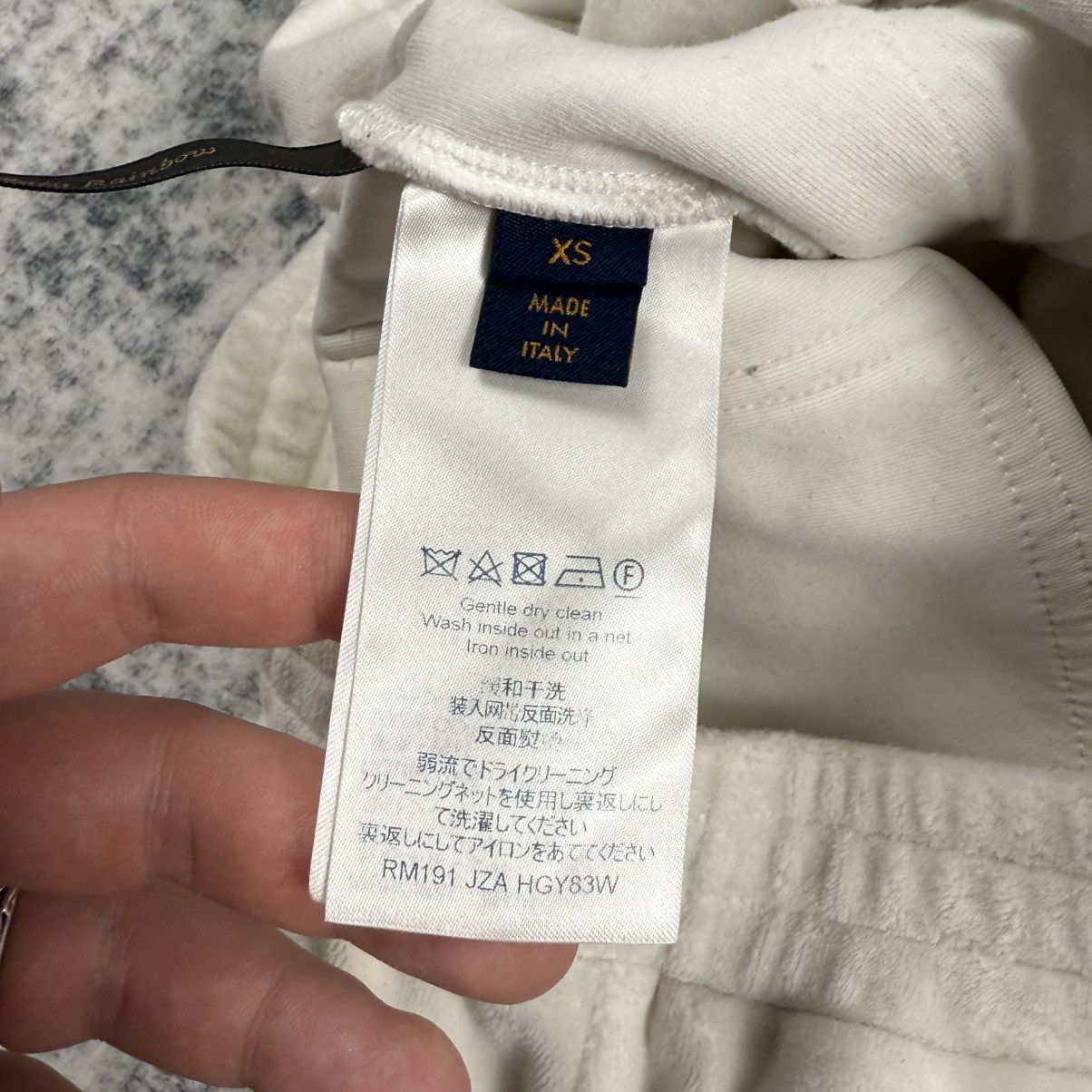 Louis Vuitton Louis Vuitton Monogram Flocked Logo ‘White’ Sweatpants Size US 32 / EU 48 - 11 Thumbnail