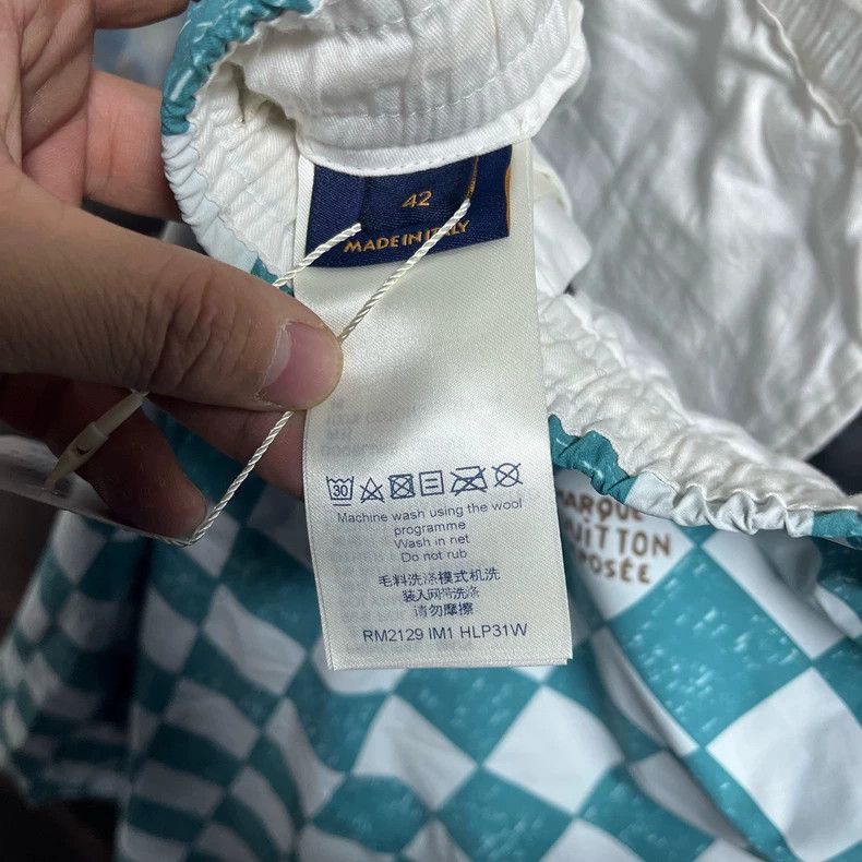 Louis Vuitton Louis Vuitton Checkerboard shorts 2504-Nextarrow Size US 42 / EU 58 - 4 Thumbnail