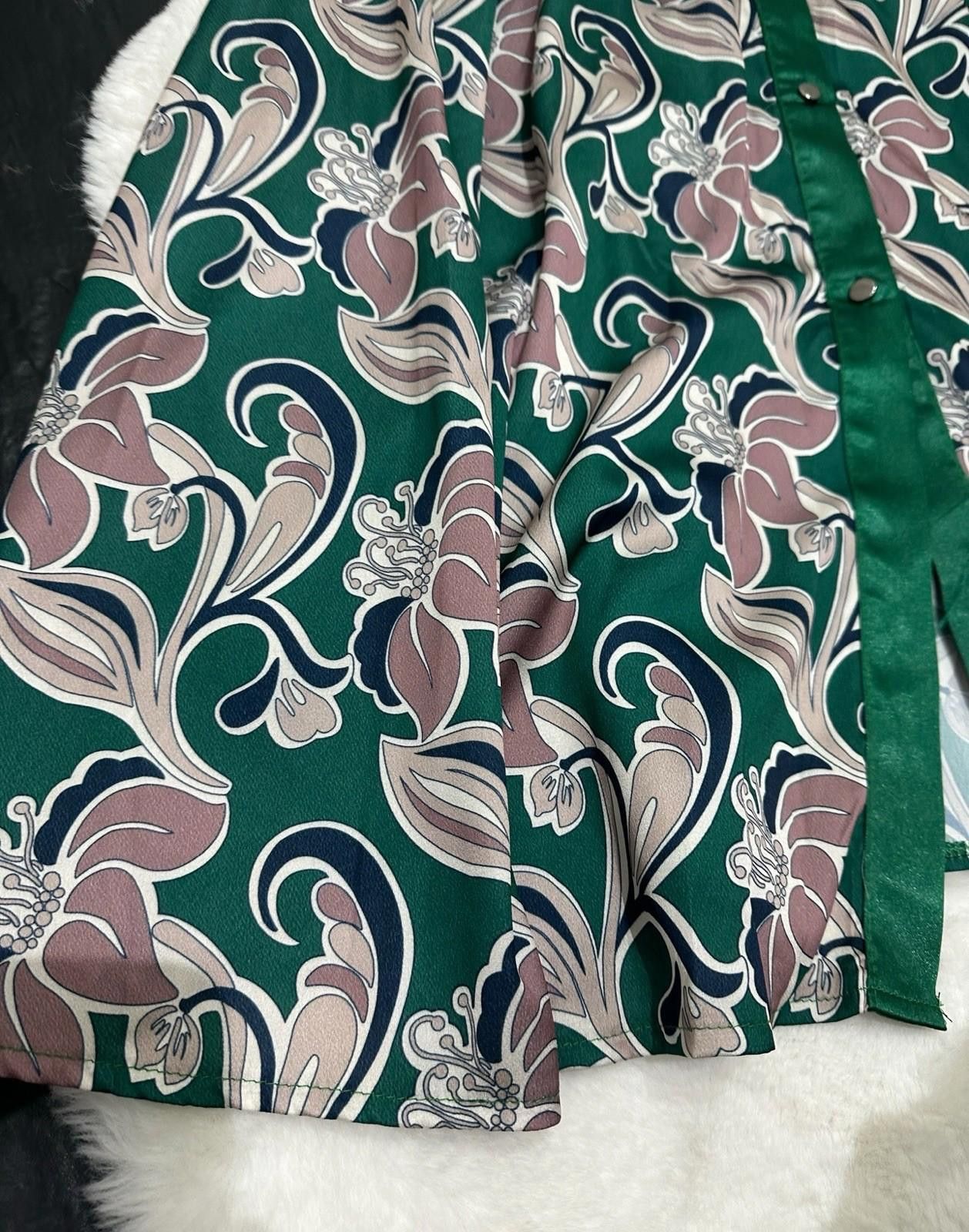 Actual Hate Long Maxi Green Dress Size 8-10 Size M / US 6-8 / IT 42-44 - 2 Thumbnail