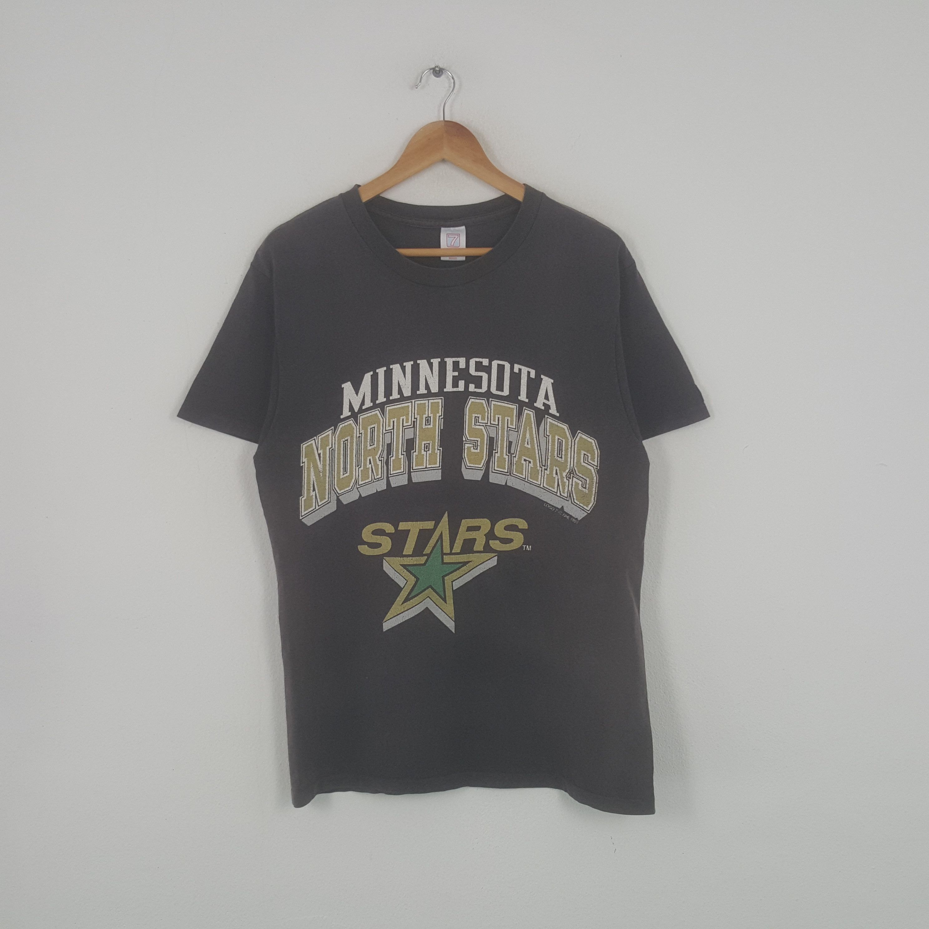 Logo 7 × NFL × Vintage Vintage 90's Minnesota North Stars American Football Tshirt Size US M / EU 48-50 / 2 - 1 Thumbnail