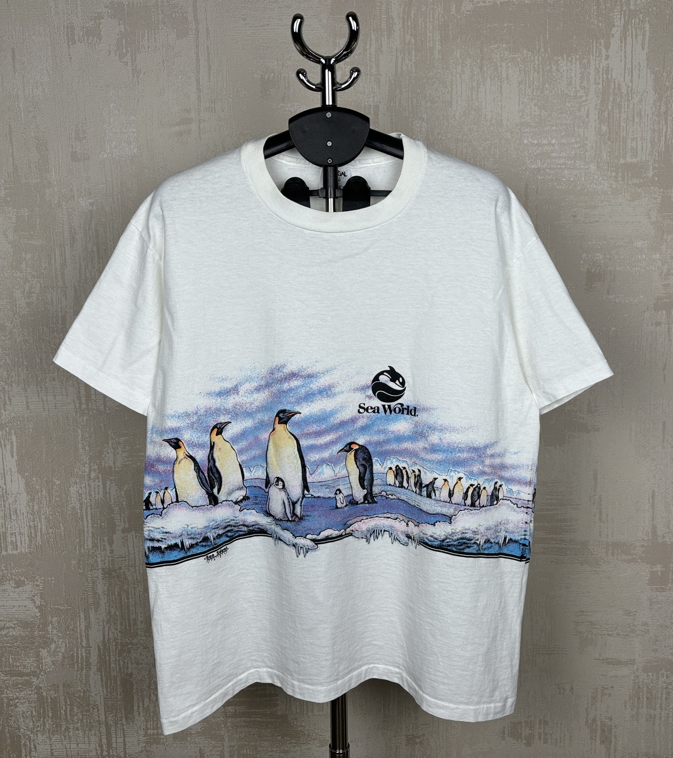 Vintage Vintage 1991 San Segal Sportswear Penguin T-shirt Size US XL / EU 56 / 4 - 1 Thumbnail