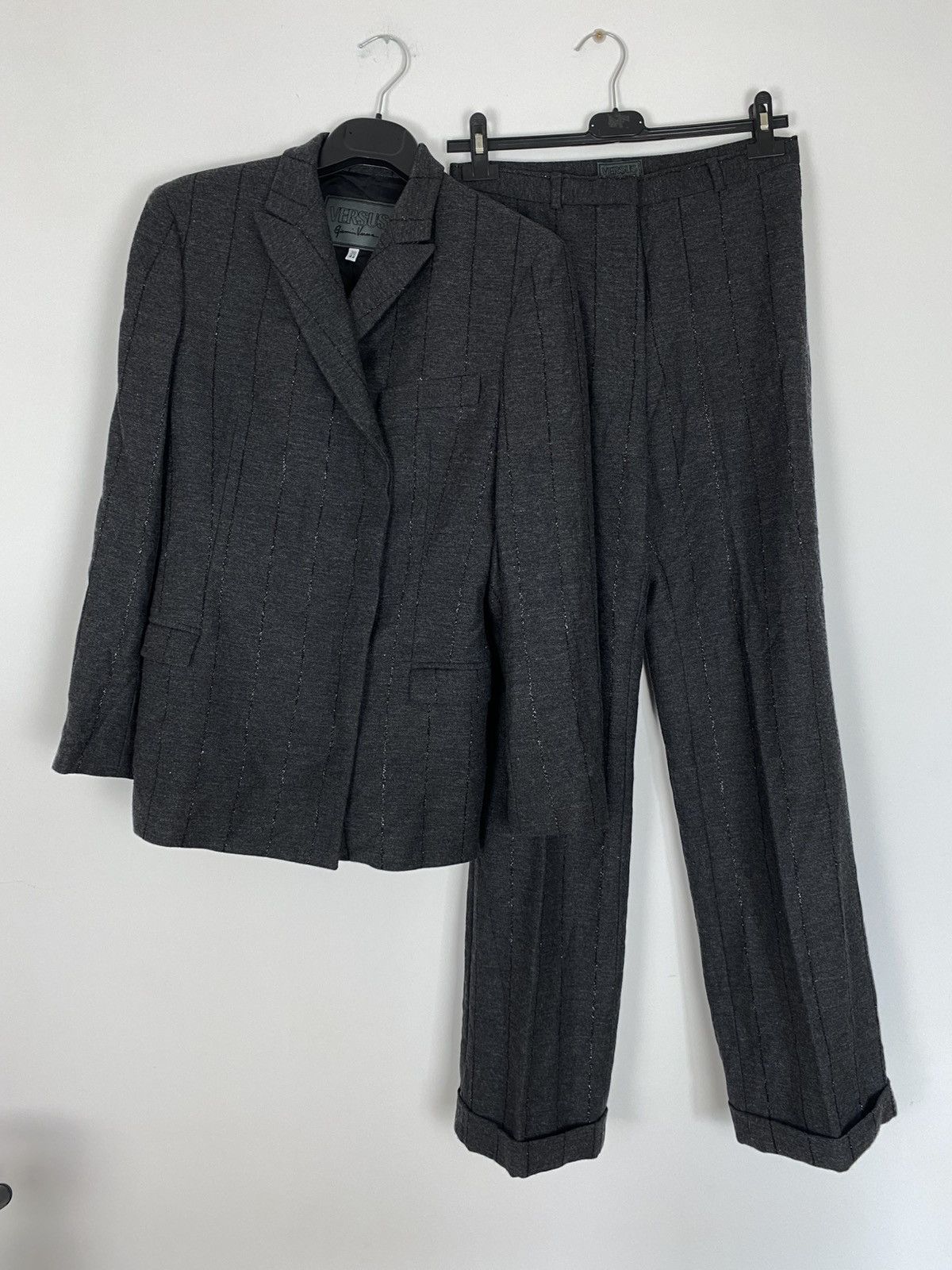 Versus Versace VERSUS Gianni Versace Suit Basic old money luxury designer Size S / US 4 / IT 40 - 3 Thumbnail