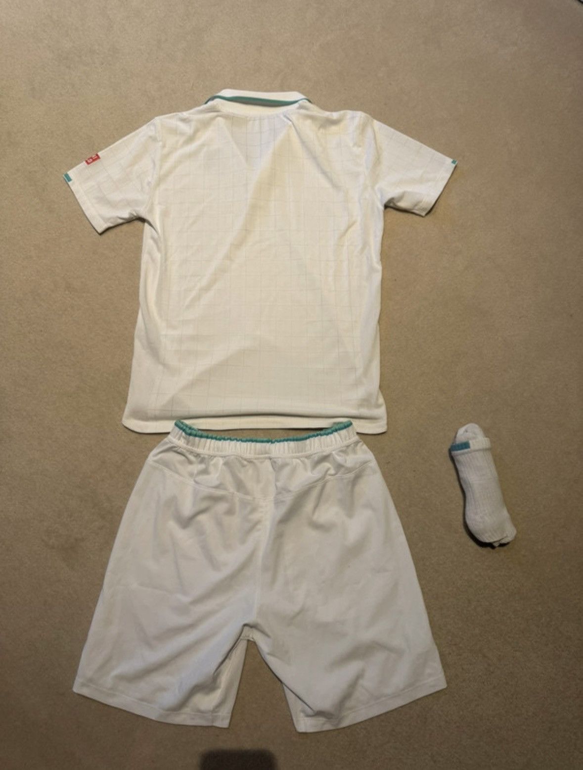 Uniqlo Uniqlo x Roger Federer Wimbledon Outfit 2021 Size US S / EU 44-46 / 1 - 2 Thumbnail