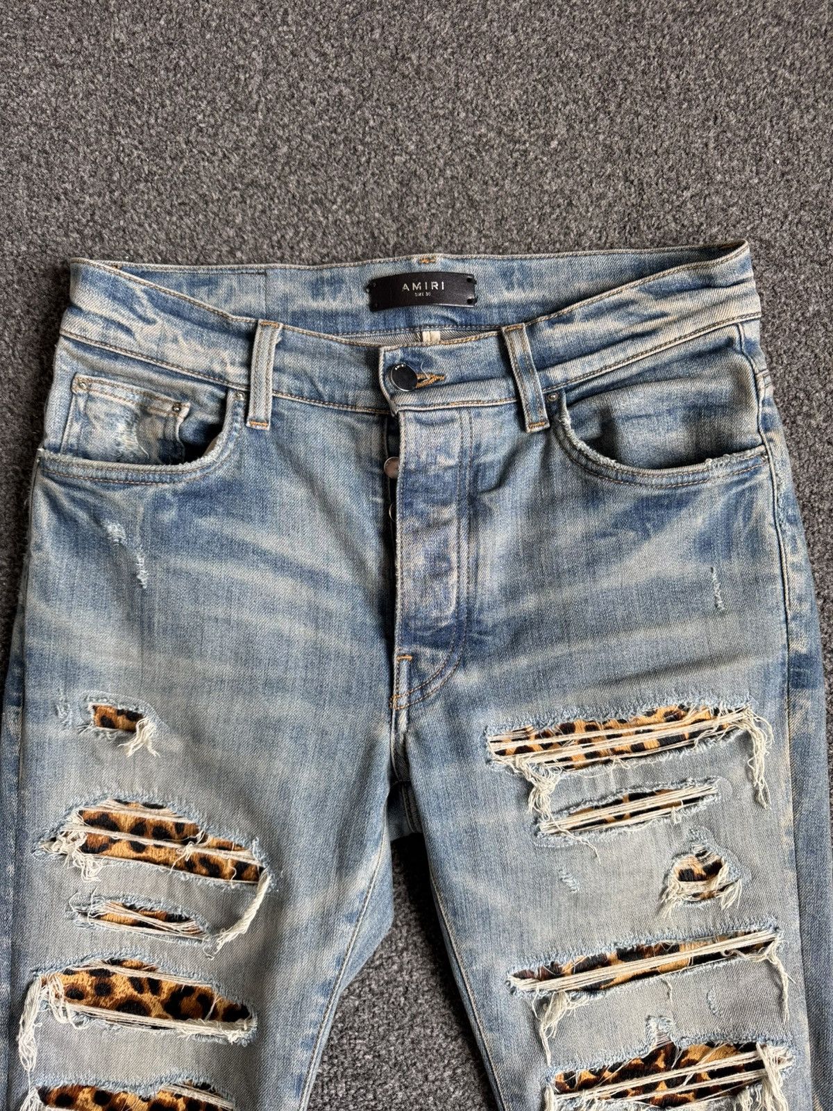 Amiri Amiri Clay Indigo Leopard Thrashers Jeans Size US 30 / EU 46 - 3 Thumbnail