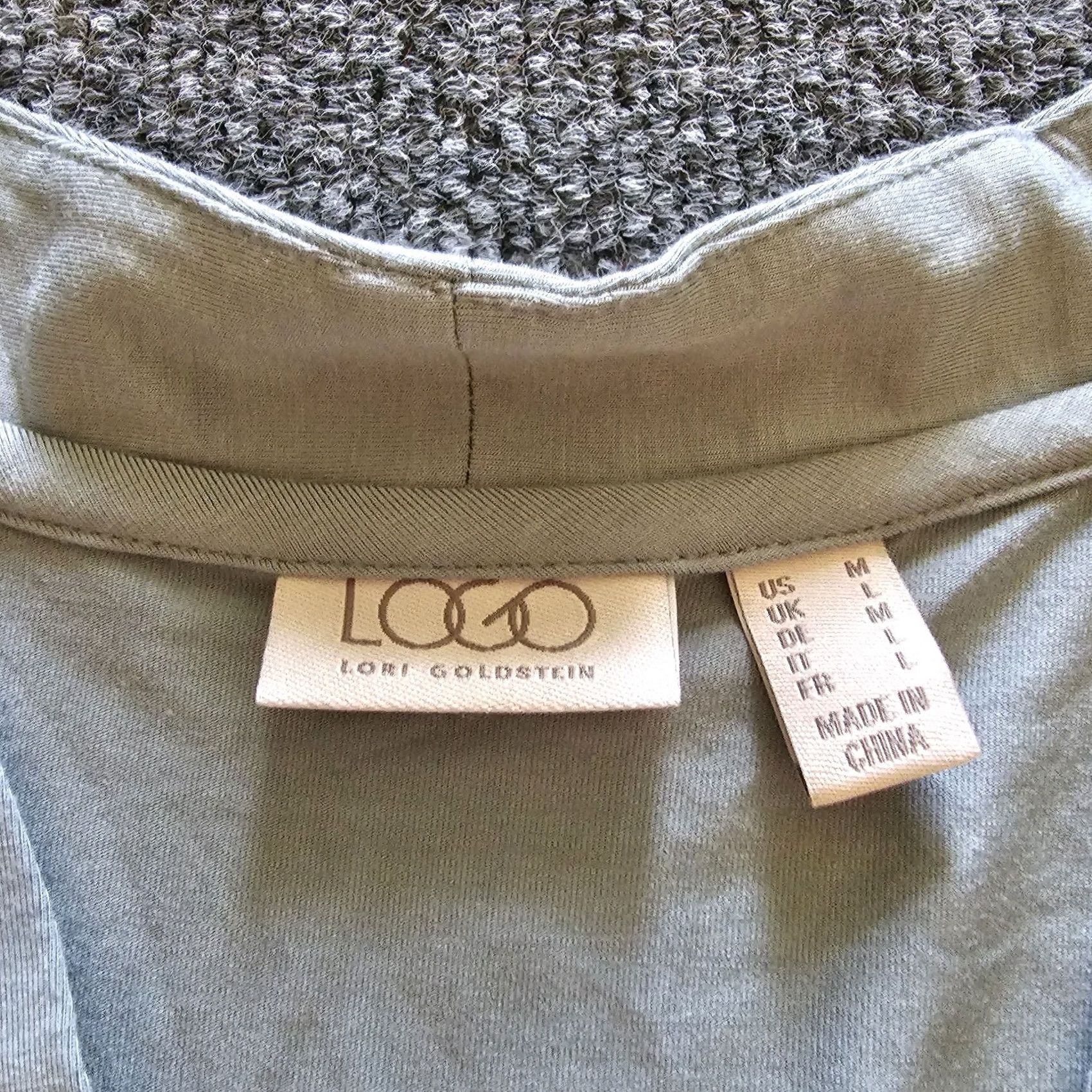 Vintage LOGO Lori Goldstein Top Blouse Women M Green Long Sleeve Stretch Ruffle Cardigan Size M / US 6-8 / IT 42-44 - 3 Thumbnail