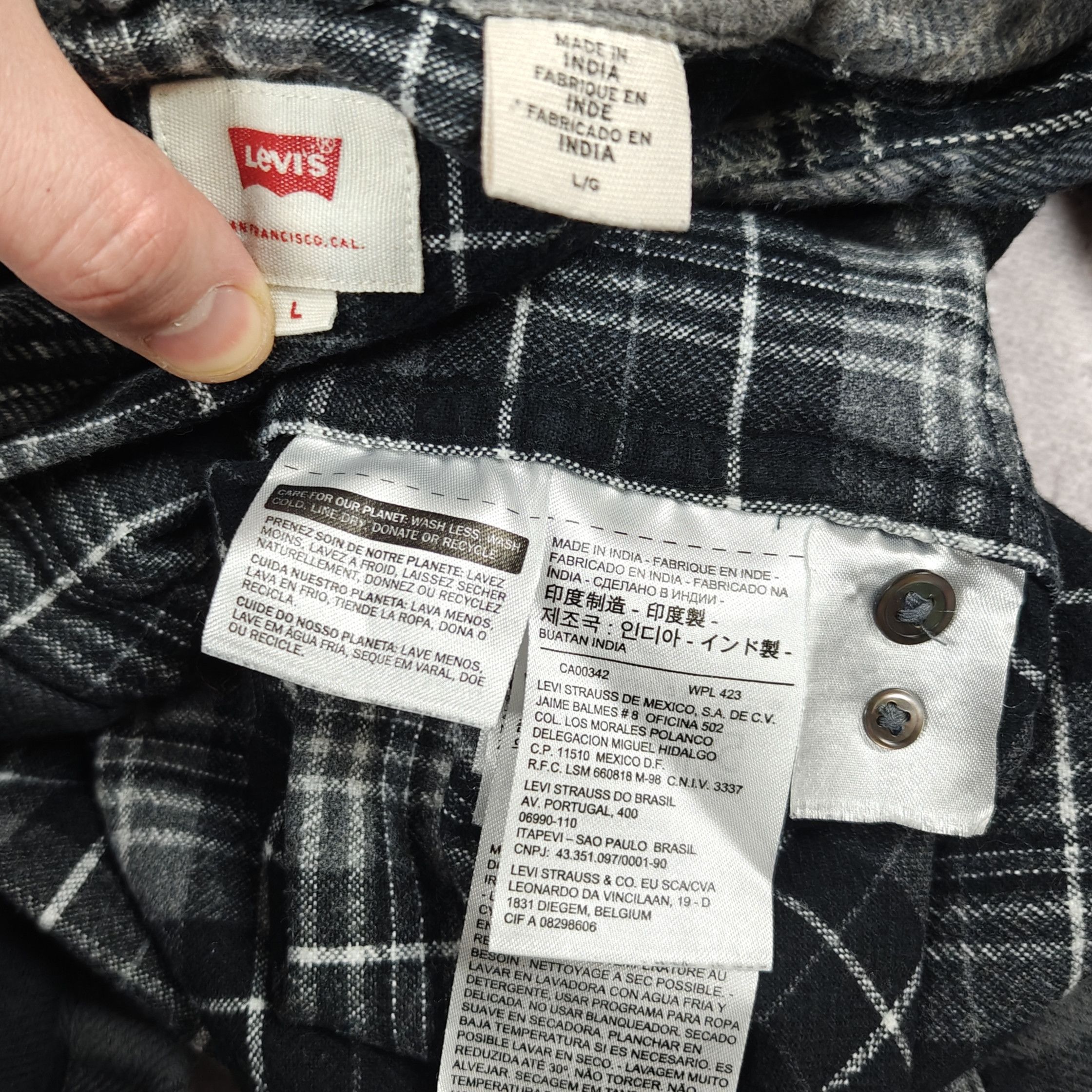 Levi's Levi's Check Shirt Flannel size L Size US L / EU 52-54 / 3 - 7 Thumbnail