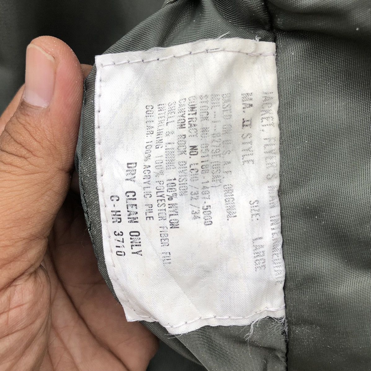 Vintage Vintage Flyer’s Man Intermediate Bomber Jacket Size US L / EU 52-54 / 3 - 15 Thumbnail