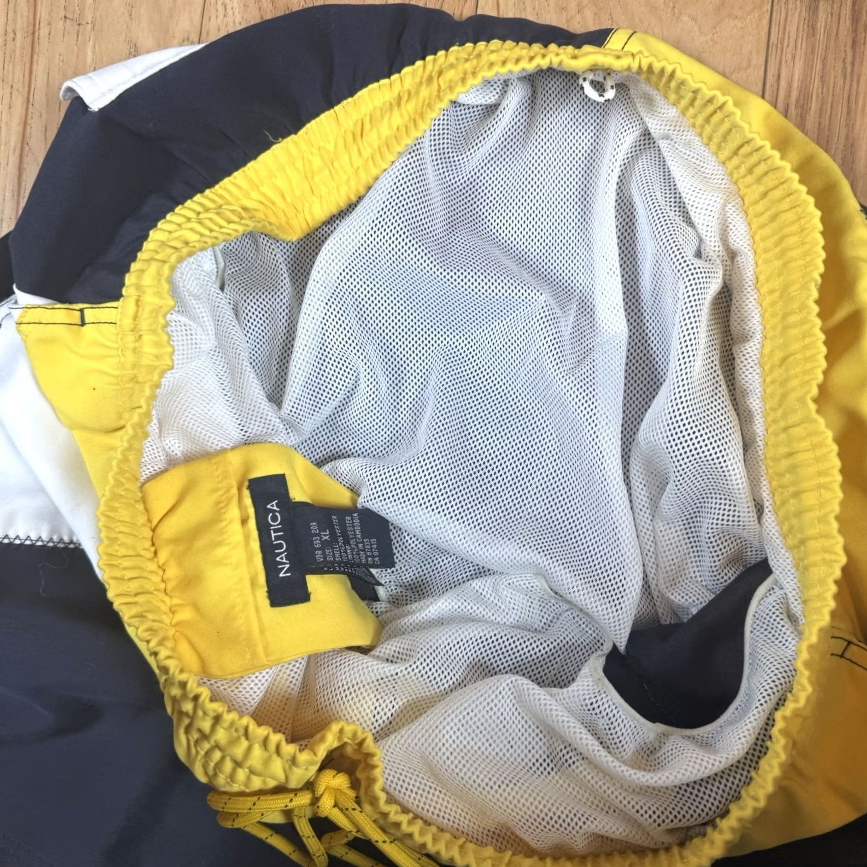 Nautica VINTAGE Nautica Swim Trunks Mens XL Yellow Blue Sailing Size US 36 / EU 52 - 5 Thumbnail
