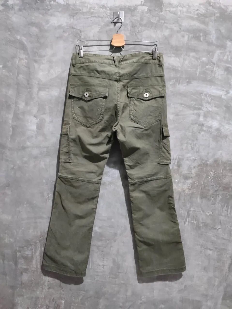 Japanese Brand Drug Store Olive Cargo Flared Pants Size US 33 - 6 Thumbnail