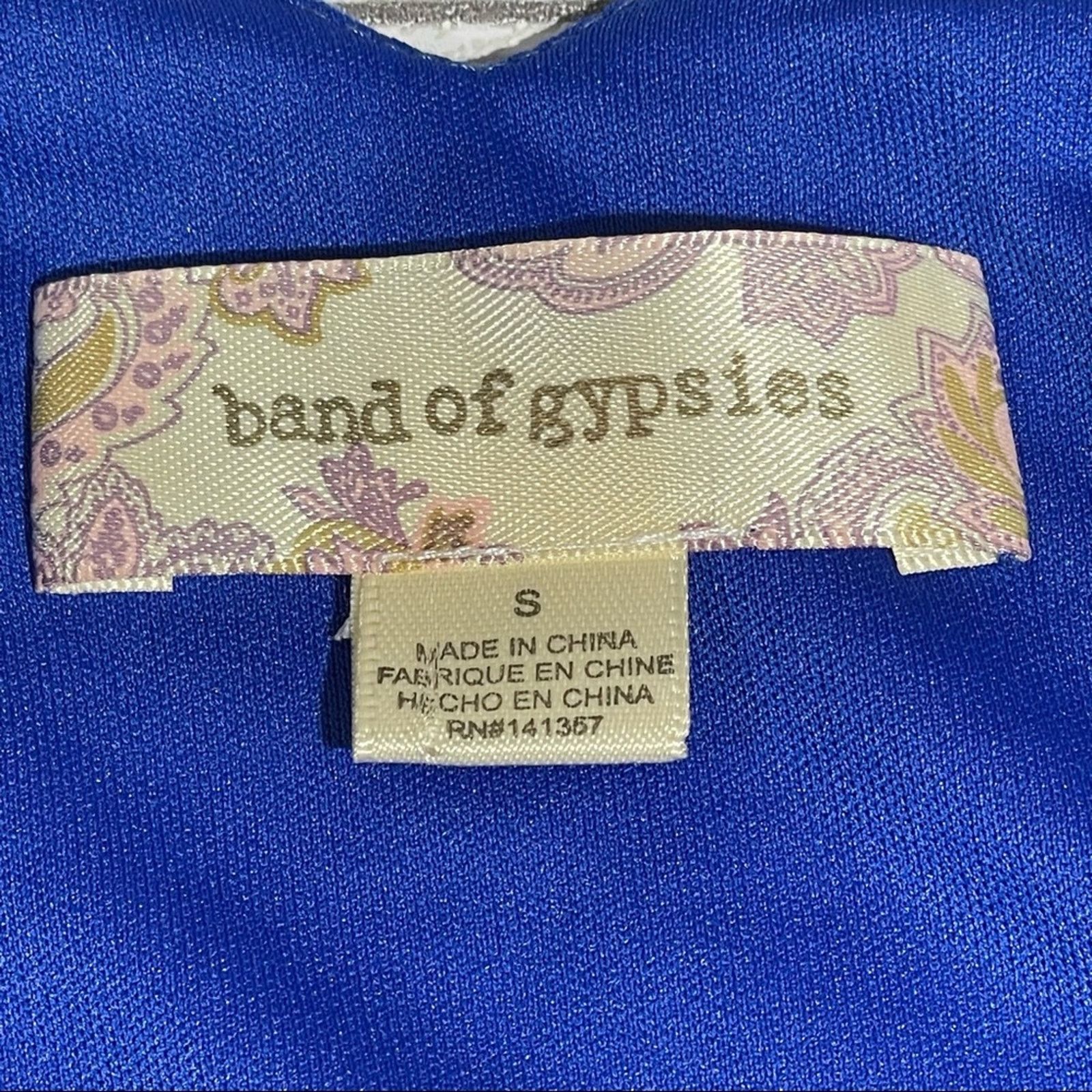 Other Band of Gypsies Blue V-Neck Strappy Back Tank Top Small NWT Size S / US 4 / IT 40 - 7 Thumbnail