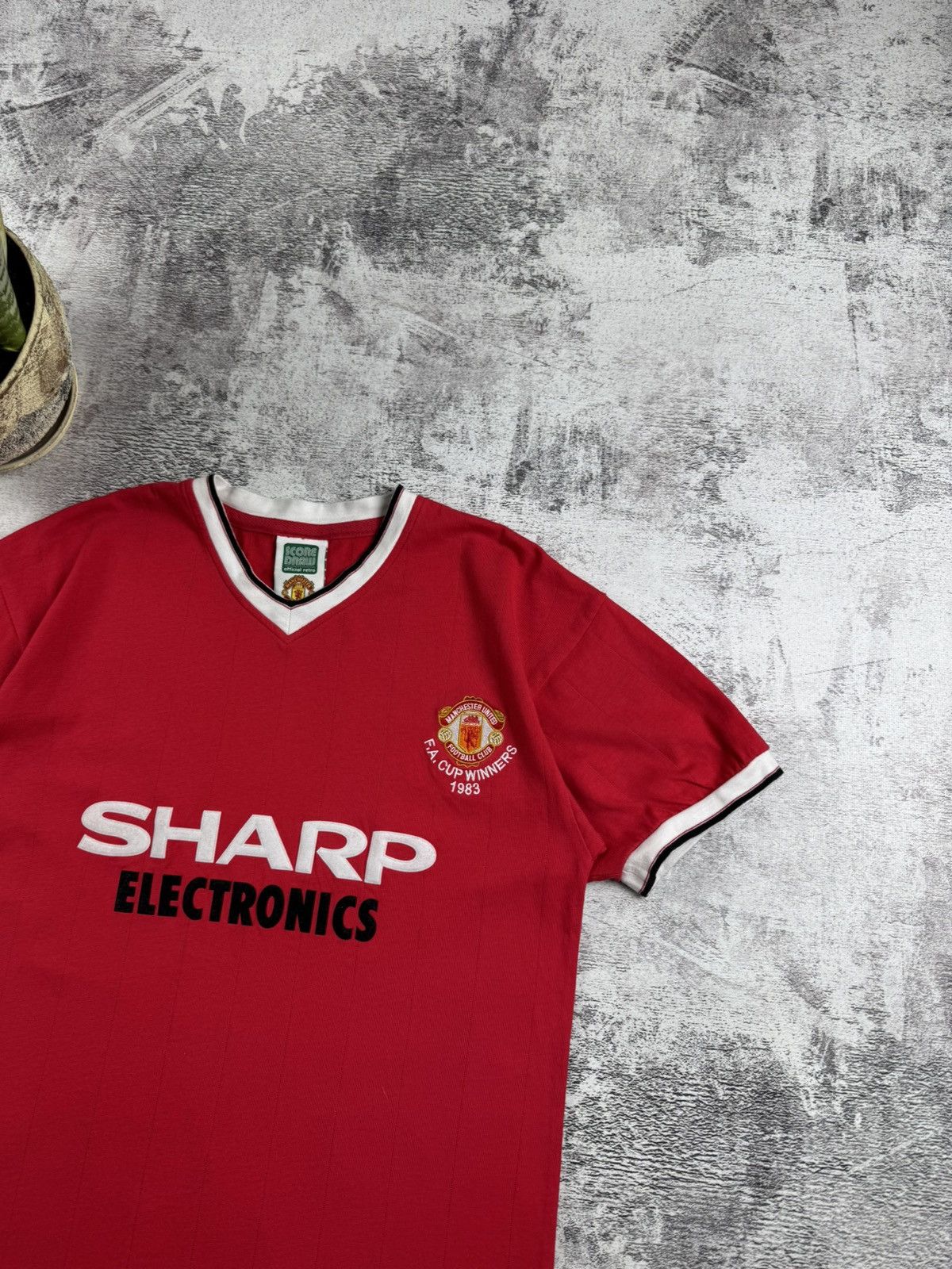 Vintage 80S Manchester United 1983 Cup Winners Score Draw T Shirt Size US S / EU 44-46 / 1 - 5 Thumbnail