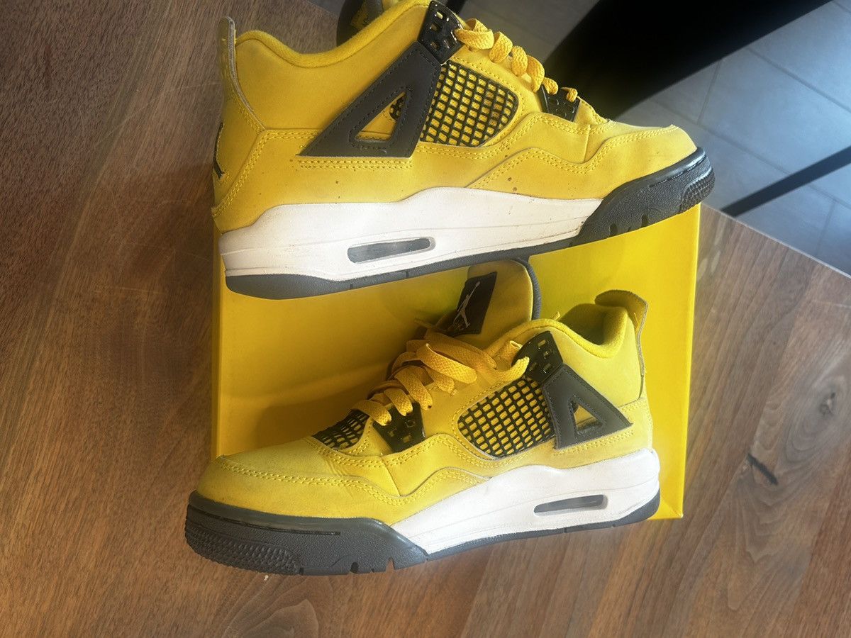 Jordan Brand Air Jordan 4 Lightning Size US 7 / EU 40 - 5 Thumbnail