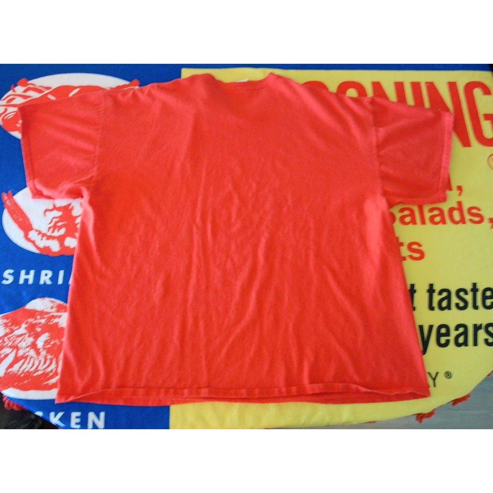 Gildan Item Specifications: Neckline: Crew Neck Size US XXL / EU 58 / 5 - 4 Thumbnail