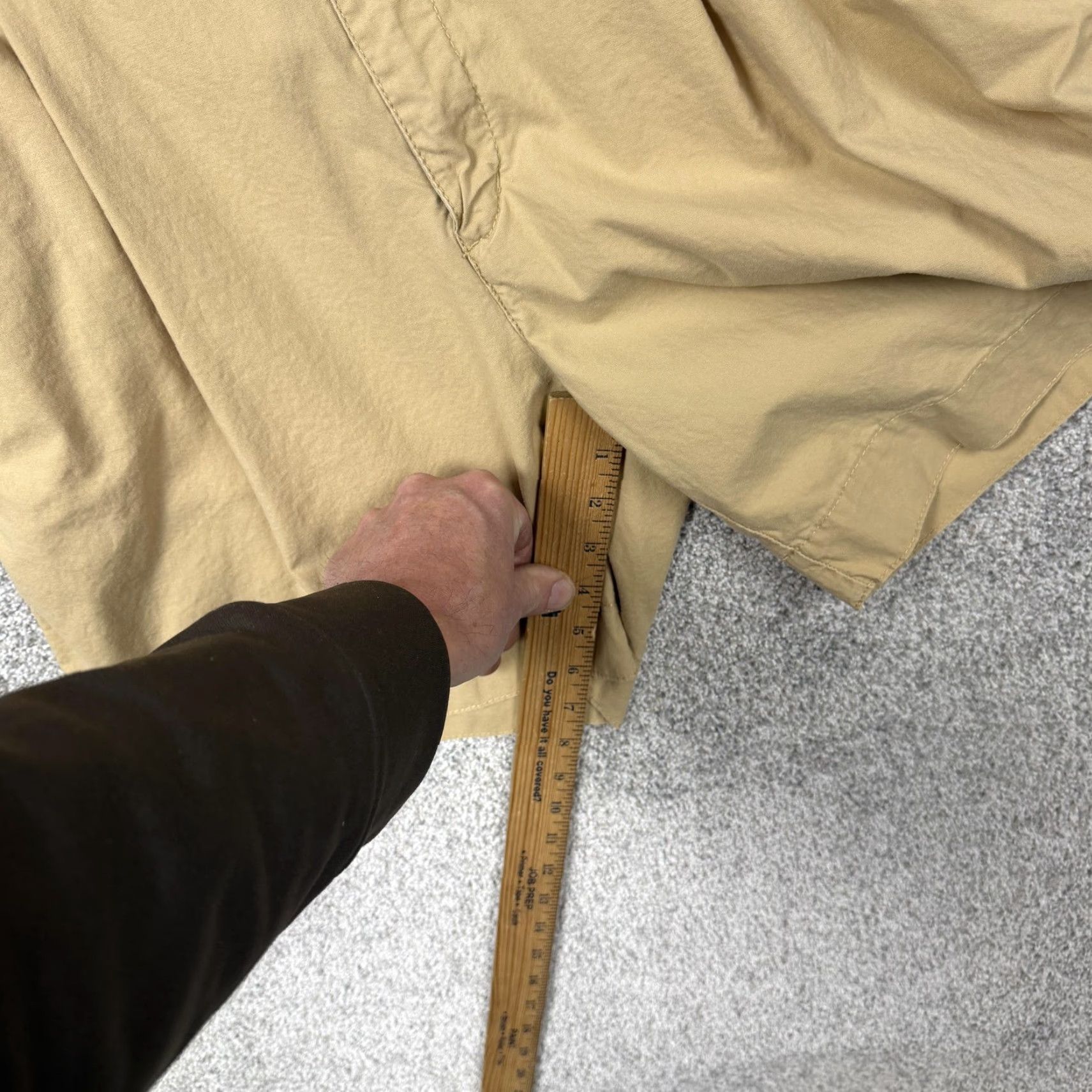 Dockers Dockers Mens Chino Shorts 34 Khaki Beig Elastic Waist Pleated 90s 7in Inseam Casual Travel | Vintage: No | Dockers Outlet Size US 34 / EU 50 - 5 Thumbnail