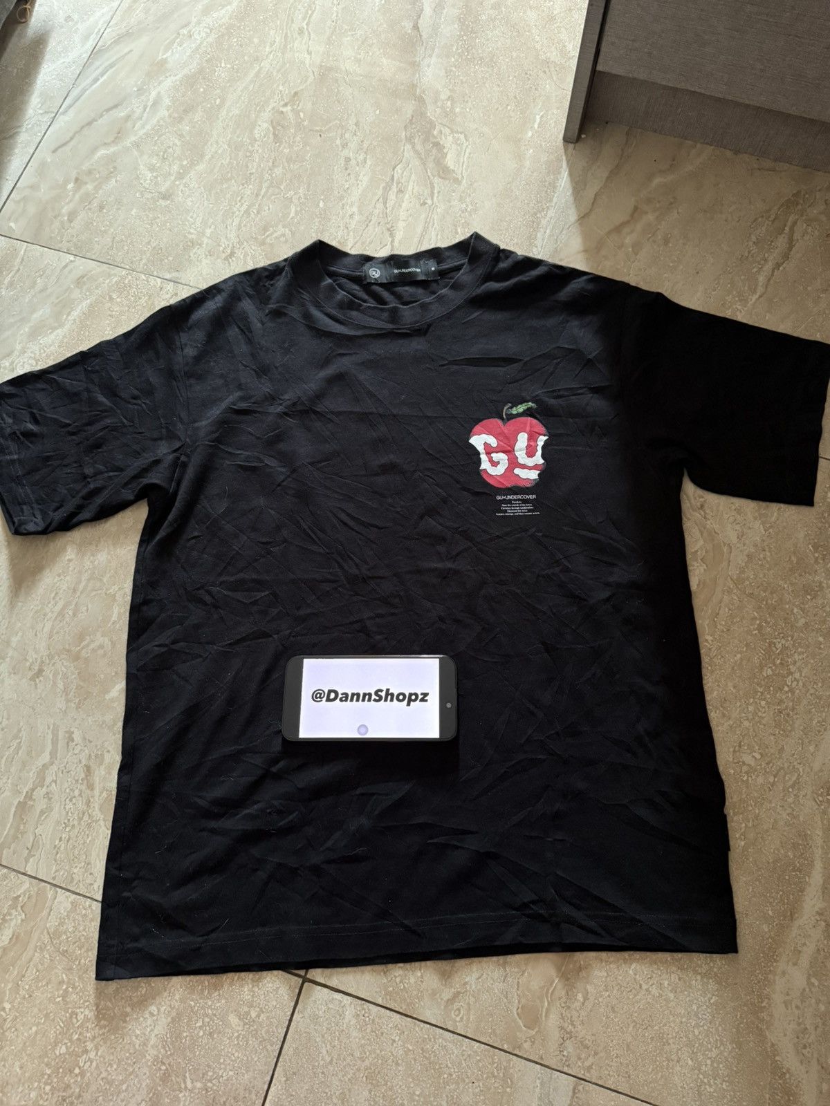 Undercover ‼️RARE‼️ Undercover X GU Jun Takahashi Apple Tee Size US M / EU 48-50 / 2 - 2 Thumbnail