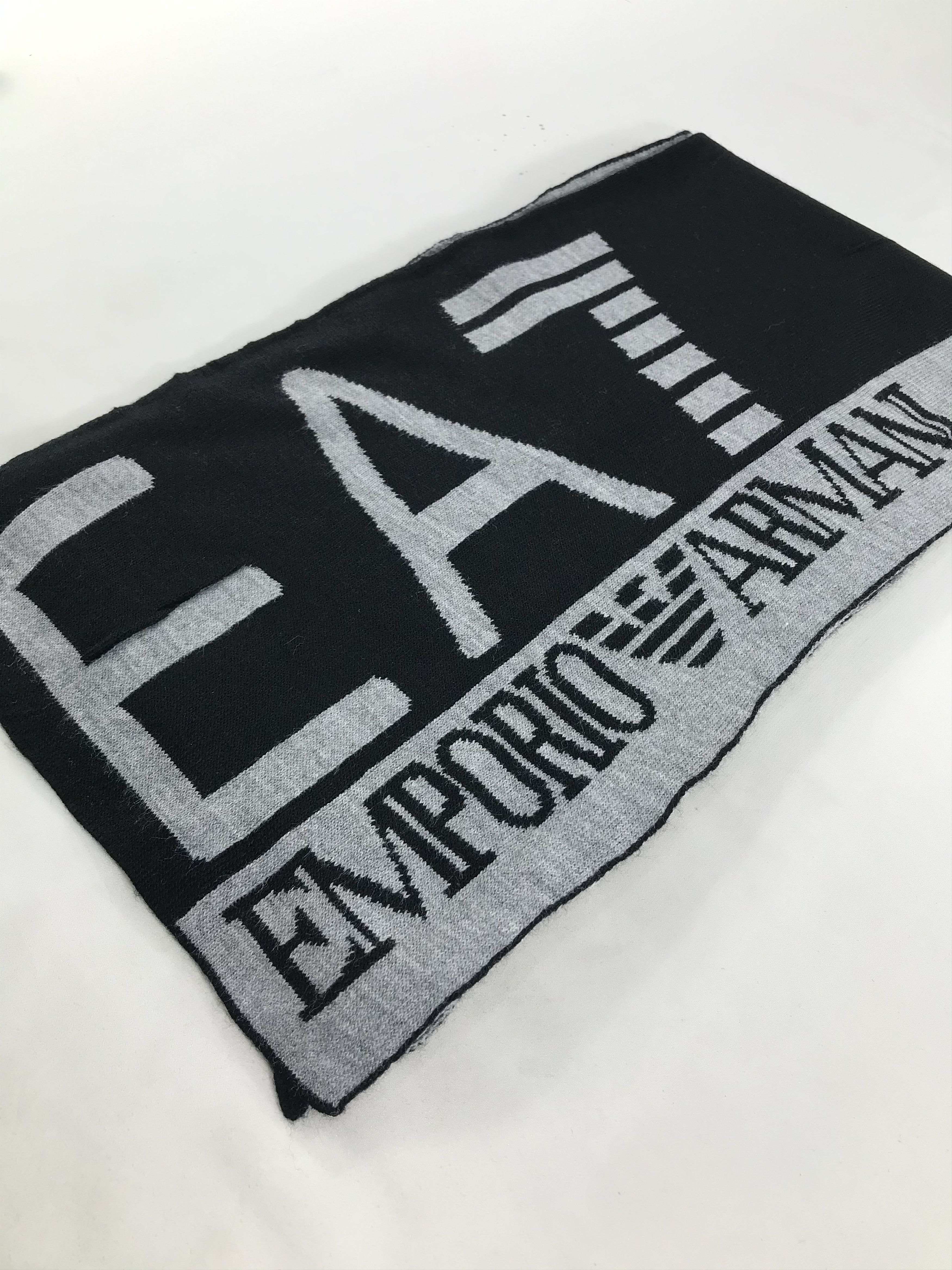 Emporio Armani Vintage Emporio Armani Scarf/Muffler/Neckwear MF1119 Size ONE SIZE - 3 Thumbnail