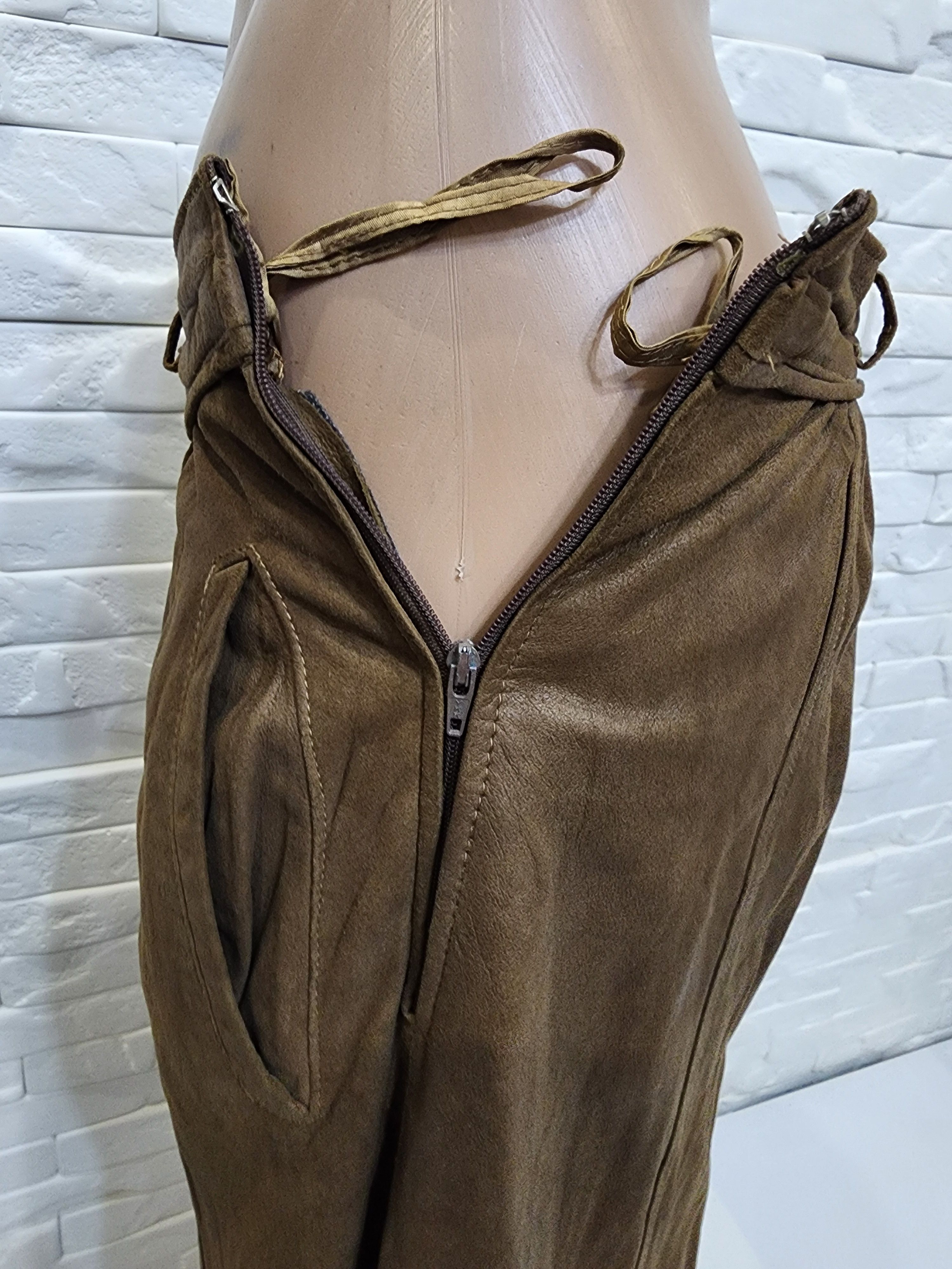 Genuine Leather Leather skirt made of thin leather. Size 28" / US 6 / IT 42 - 7 Thumbnail