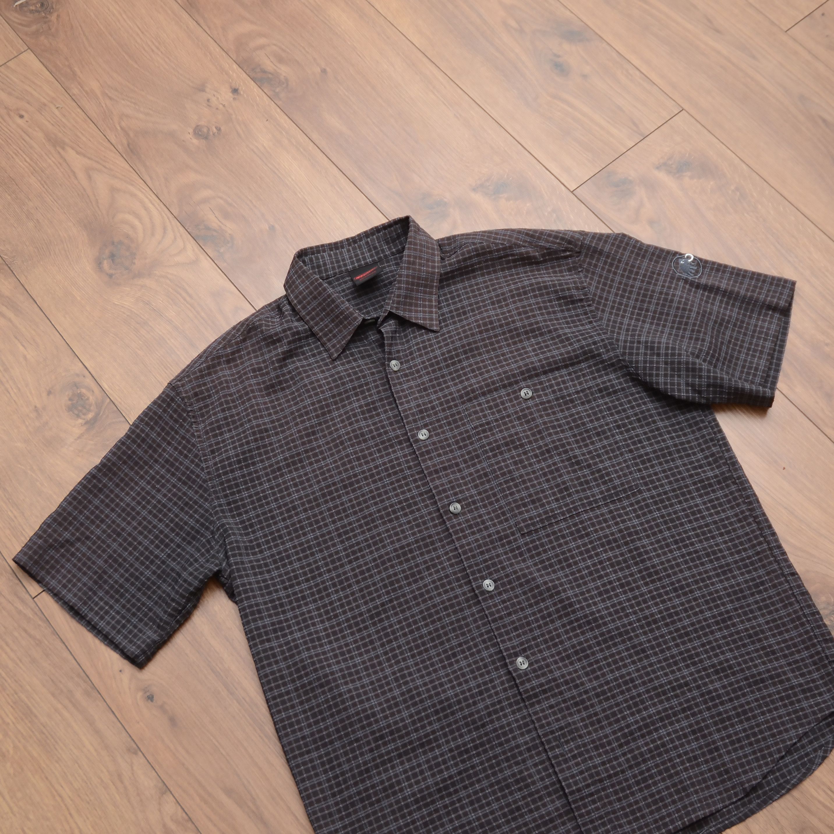 Mammut Mammut Swiss Technology Outdoor Button Up Shirt Size US L / EU 52-54 / 3 - 7 Thumbnail