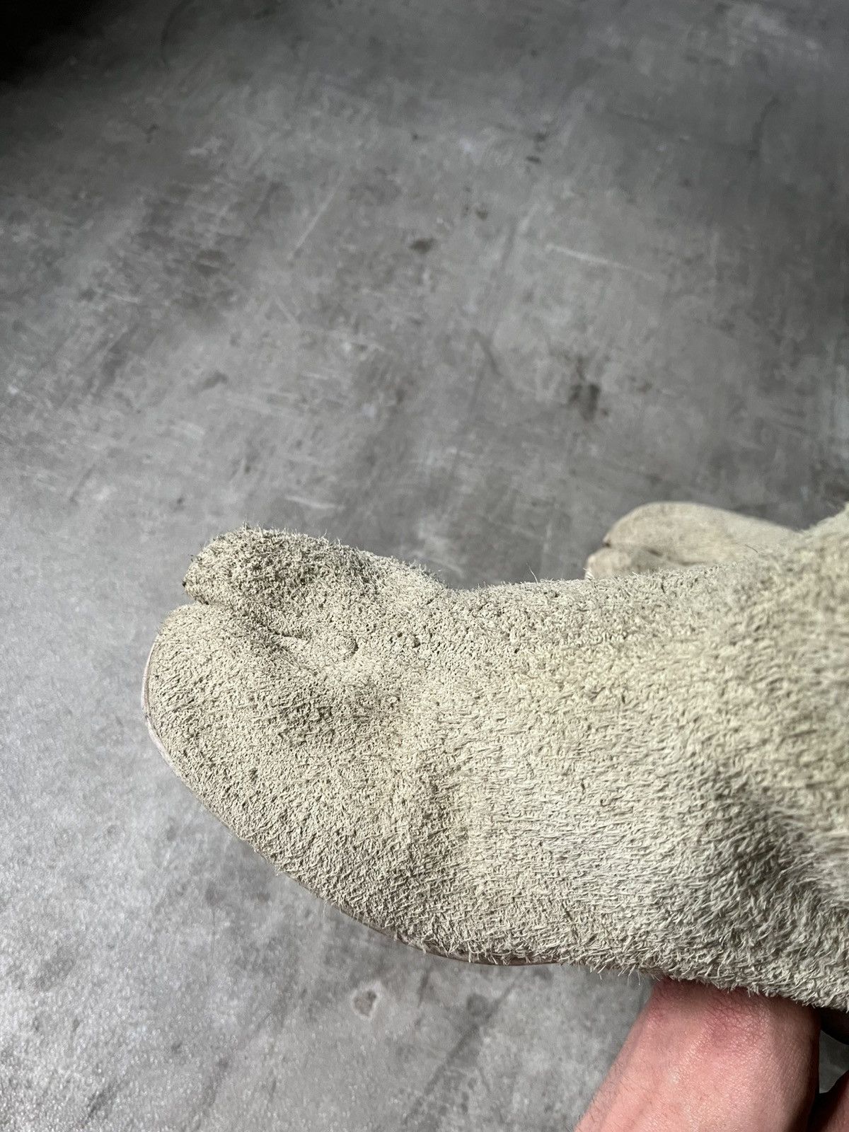 Maison Margiela Maison Margiela distressed look tabi heel fur boots Size US 10 / EU 43 - 8 Thumbnail