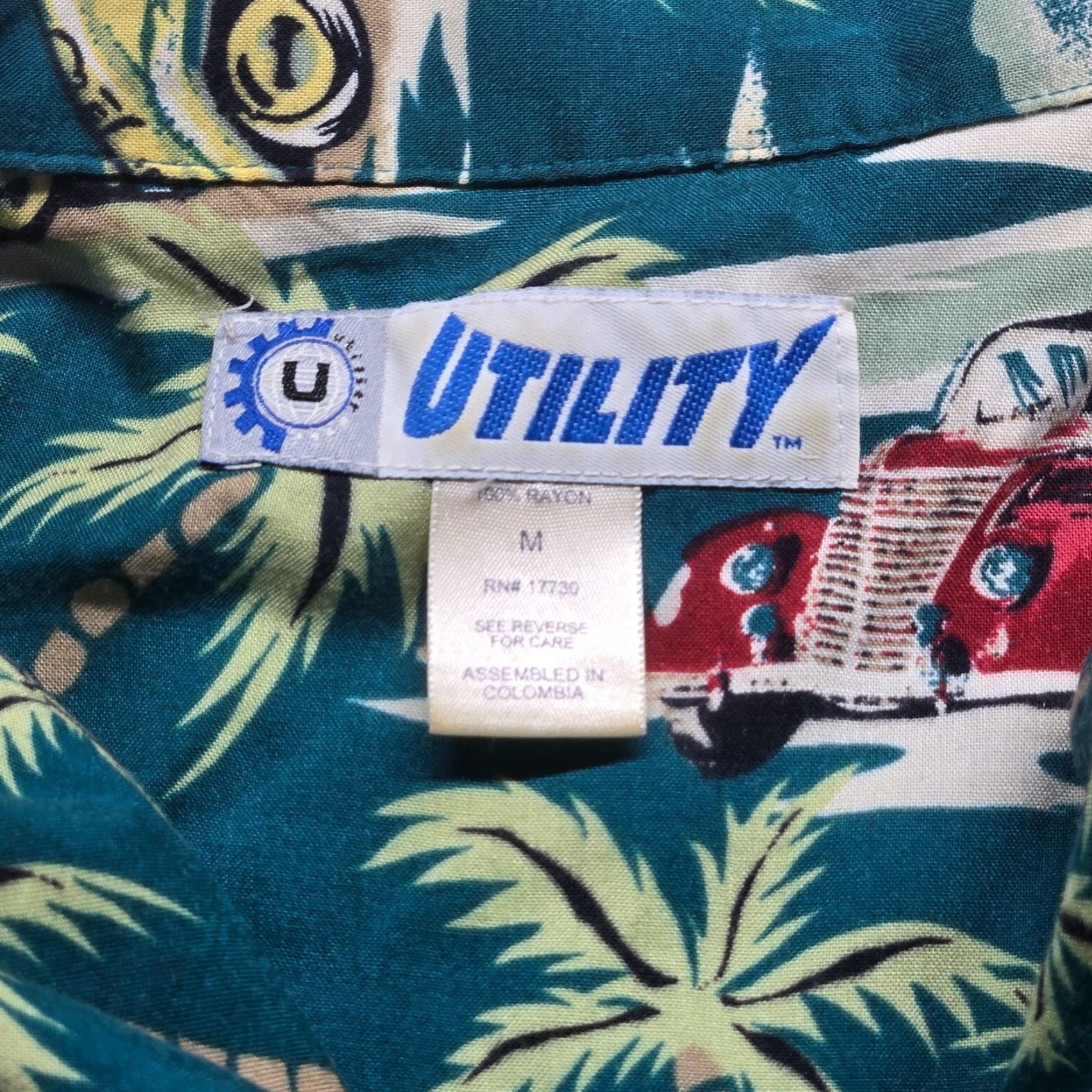 Vintage UTILITY Hawaiian Shirt Short Sleeve Button Up Casual M Blue Rayon Men’s Print Hawaiian 90s Aloha Boys? Size US M / EU 48-50 / 2 - 3 Thumbnail