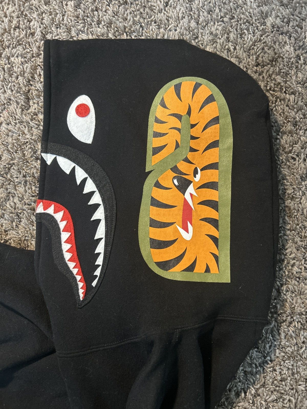 Bape A BATHING APE BLACK SHARK PULLOVER HOODIE MENS Size US S / EU 44-46 / 1 - 4 Thumbnail