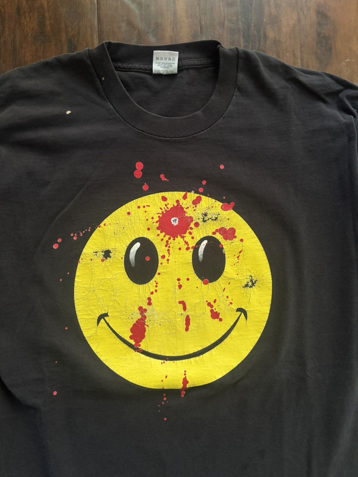 Vintage vintage faded grunge headshot smiley face tee Size US L / EU 52-54 / 3 - 1 Thumbnail