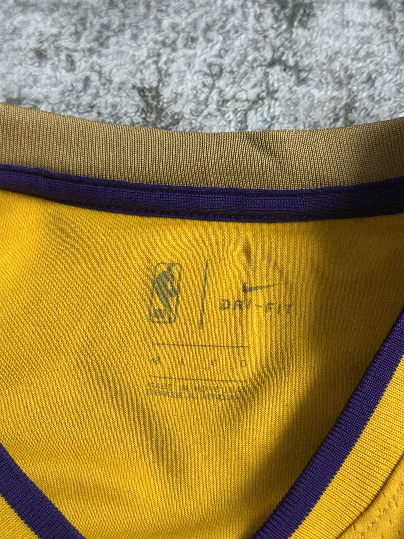 Nike LOS ANGELES LAKERS JERSEY NBA BASKETBALL SWINGMAN Nike L Size US L / EU 52-54 / 3 - 3 Thumbnail