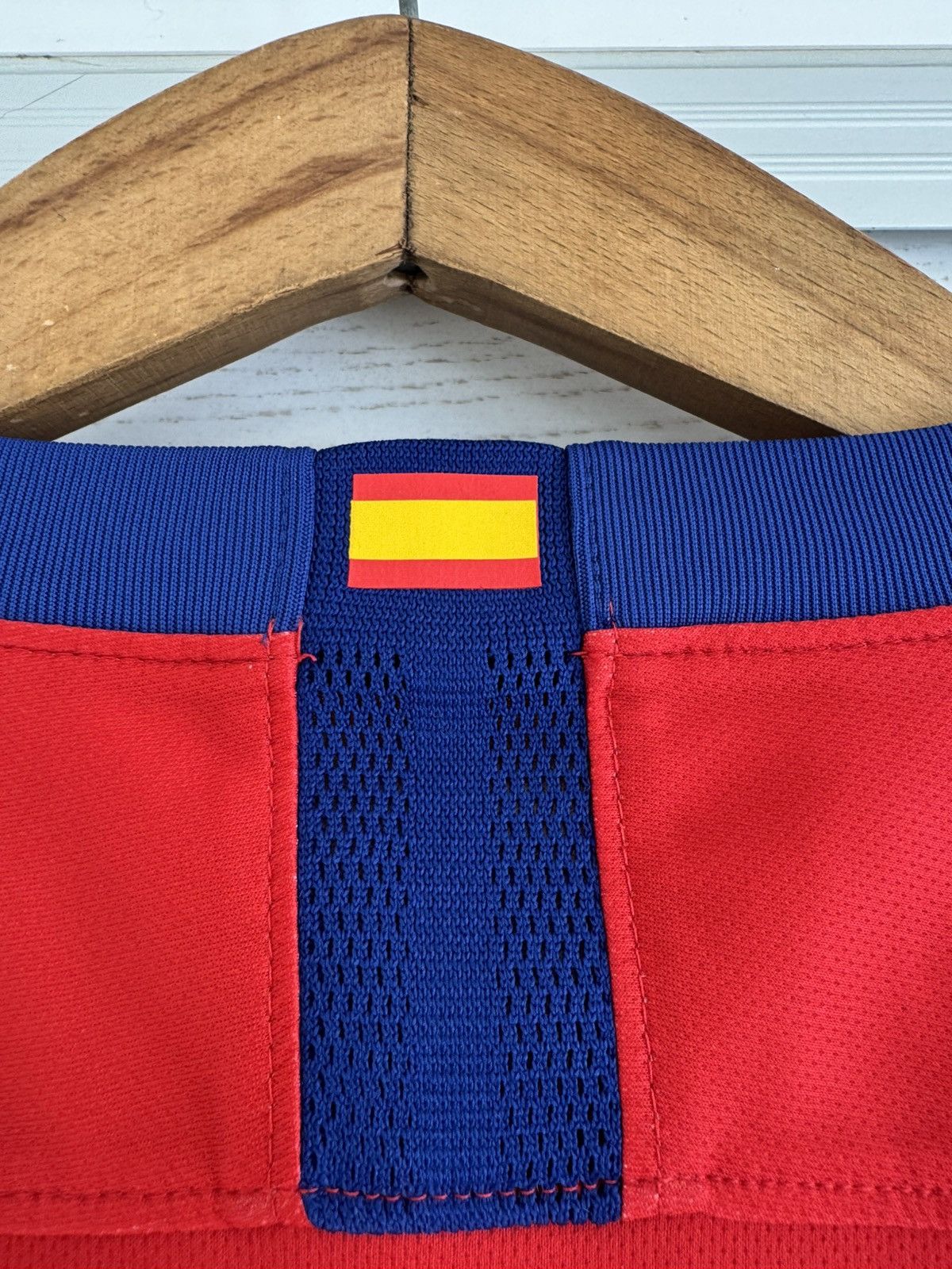 Nike Atletico Madrid 2019-2020 Home Soccer Jersey Football Shirt Size US XL / EU 56 / 4 - 11 Thumbnail