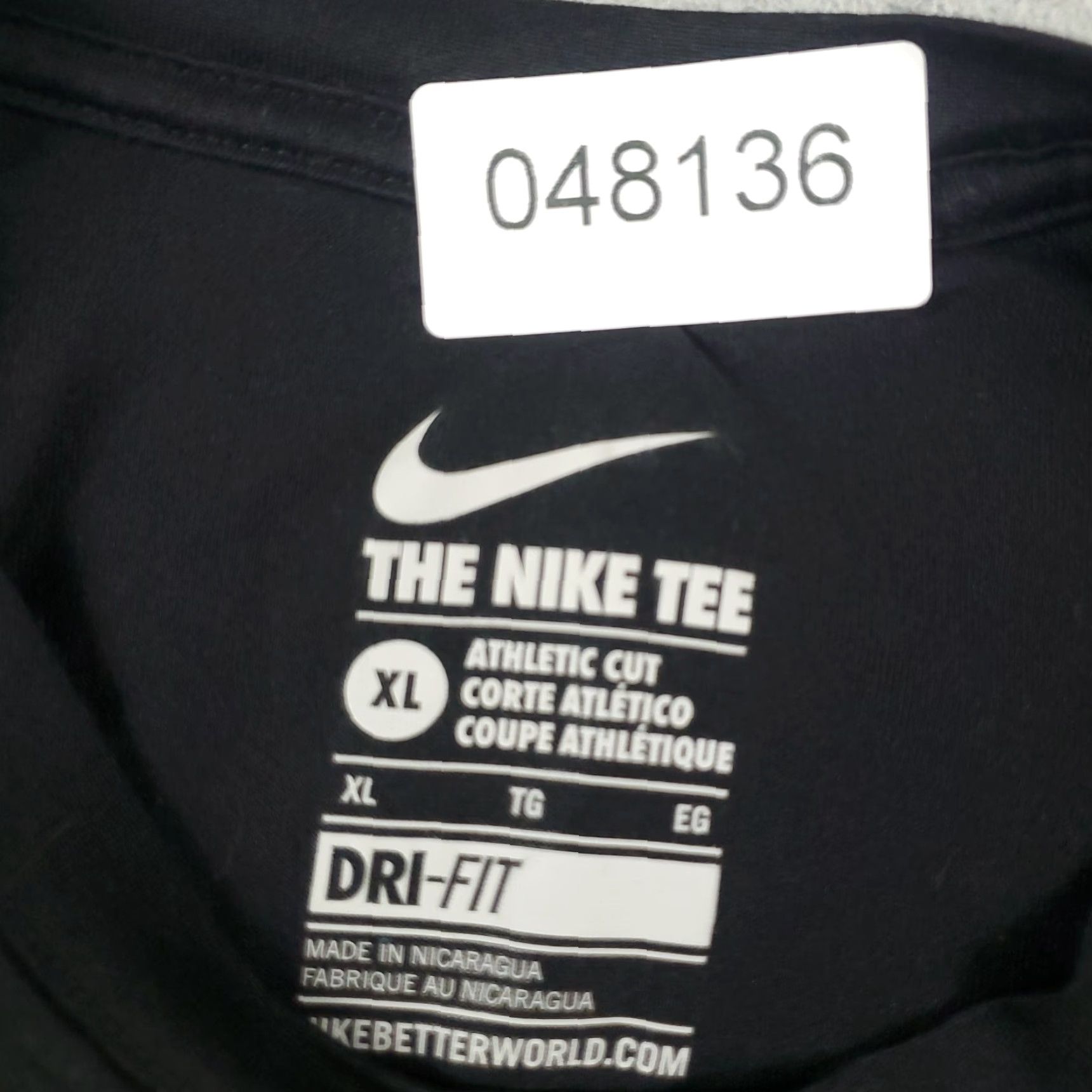 Nike Nike Shirt Mens XL Black Casual Crew Neck Short Sleeve Sports Size US XL / EU 56 / 4 - 7 Thumbnail
