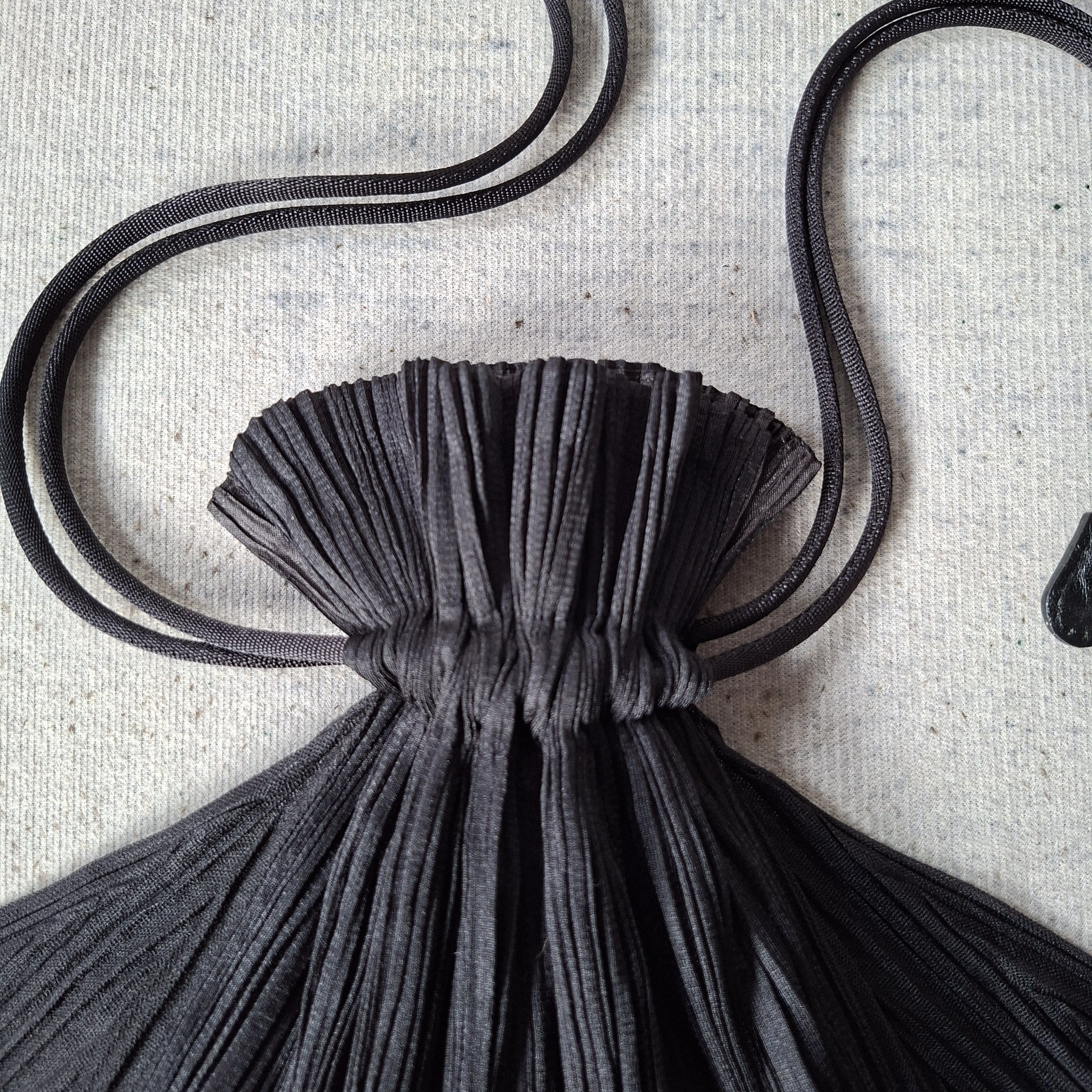 Issey Miyake Rare❗️pleats please avant garde gothic style wing bag Size ONE SIZE - 7 Thumbnail