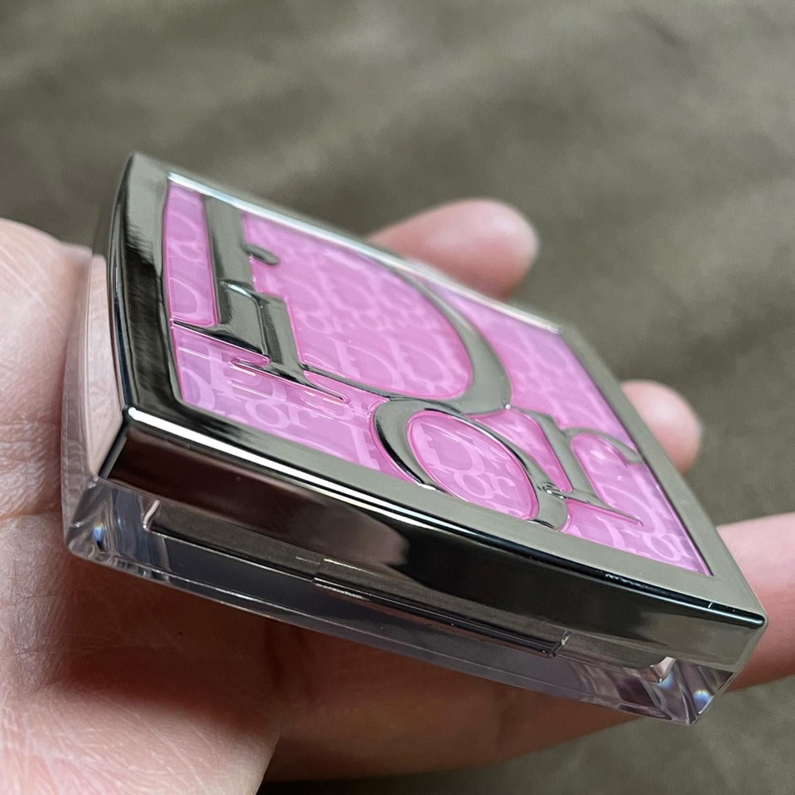 Dior NEW DIOR Backstage Rosy Glow Powder Blush 001 Pink Authentic Size ONE SIZE - 7 Thumbnail