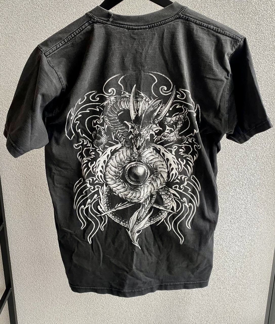 Other Red Rock of the t shirts y2k dragon vintage tee Size US M / EU 48-50 / 2 - 3 Thumbnail
