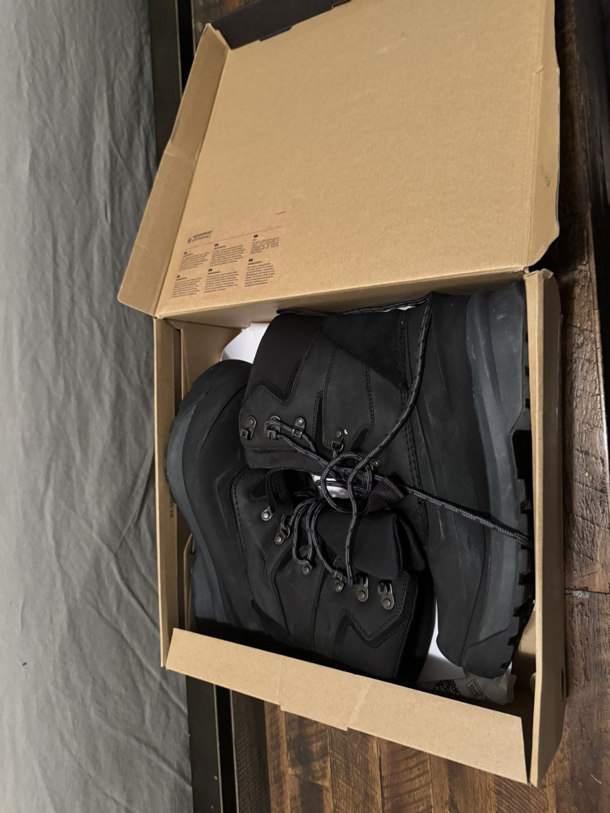 The North Face The North Face Men’s Chilkat V 400 WP Boots Size US 9 / EU 42 - 1 Thumbnail