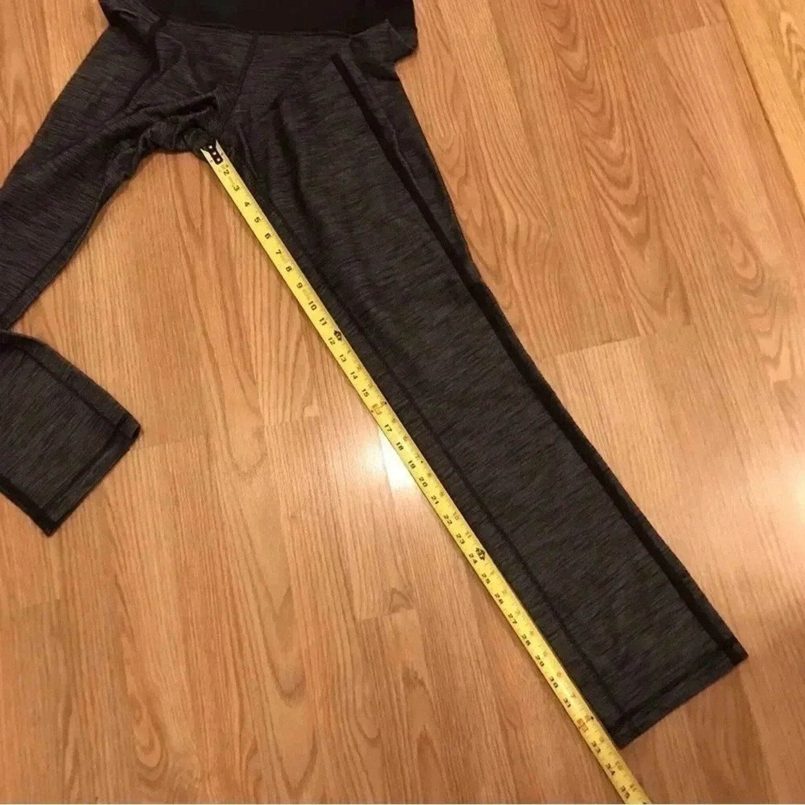 Lululemon Lululemon Forme Yoga Leggings Size 10 Heather Grey Black Size 32" / US 10 / IT 46 - 8 Thumbnail